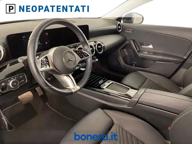 Mercedes-Benz CLA view 10