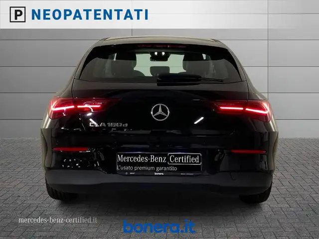 Mercedes-Benz CLA view 5
