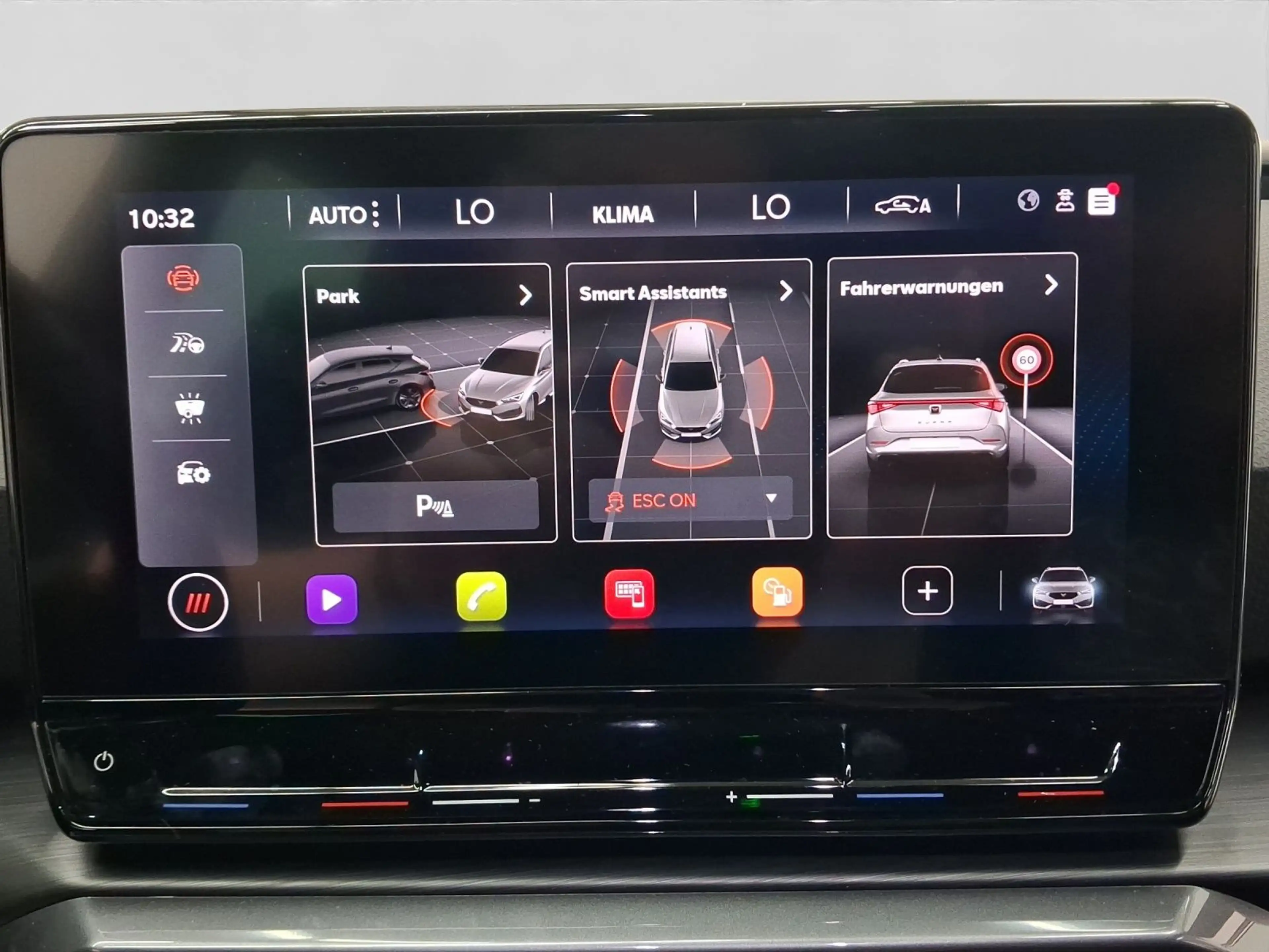 CUPRA Leon Sportstourer 2.0 TSI DSG FULL-LINK LM18 — photo 12