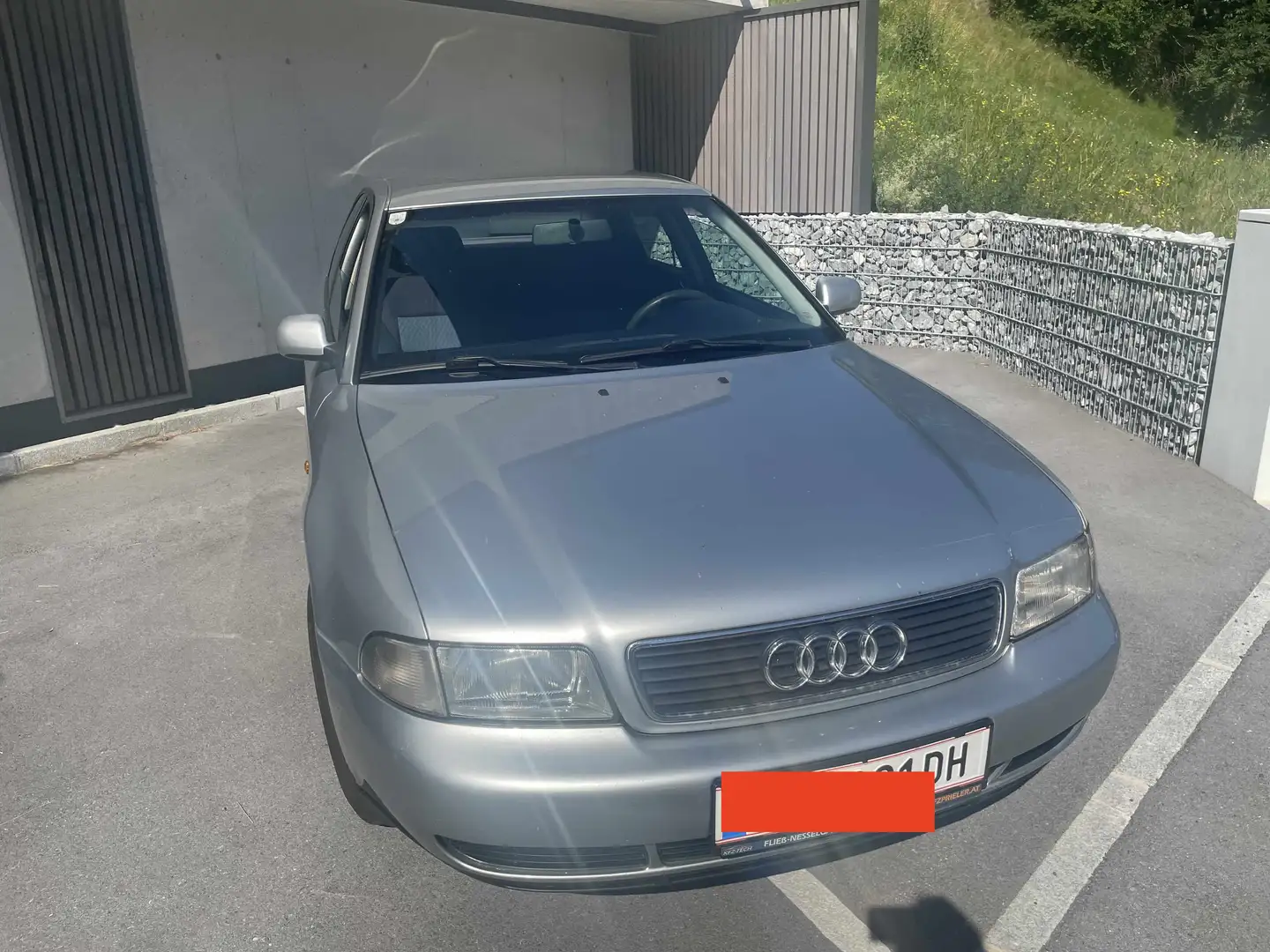 Audi A4 A4 Avant 1,9 TDI Silber - 1