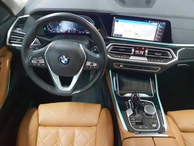 BMW X5 view 9