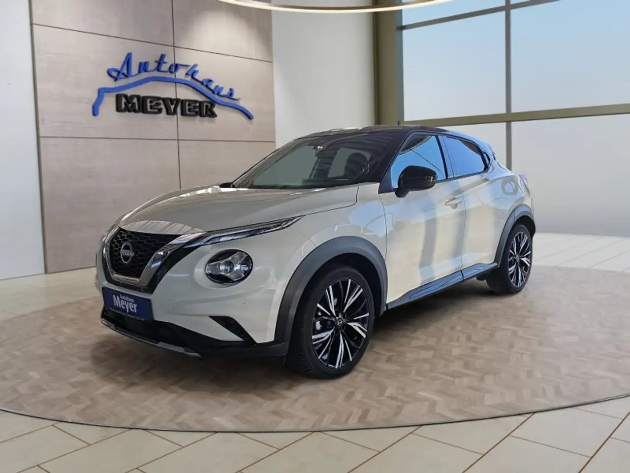 Nissan Juke N-Design 1.0 DIG-T 19*Alu/Leder/Navi/LED/Kamera — миниатюра 1