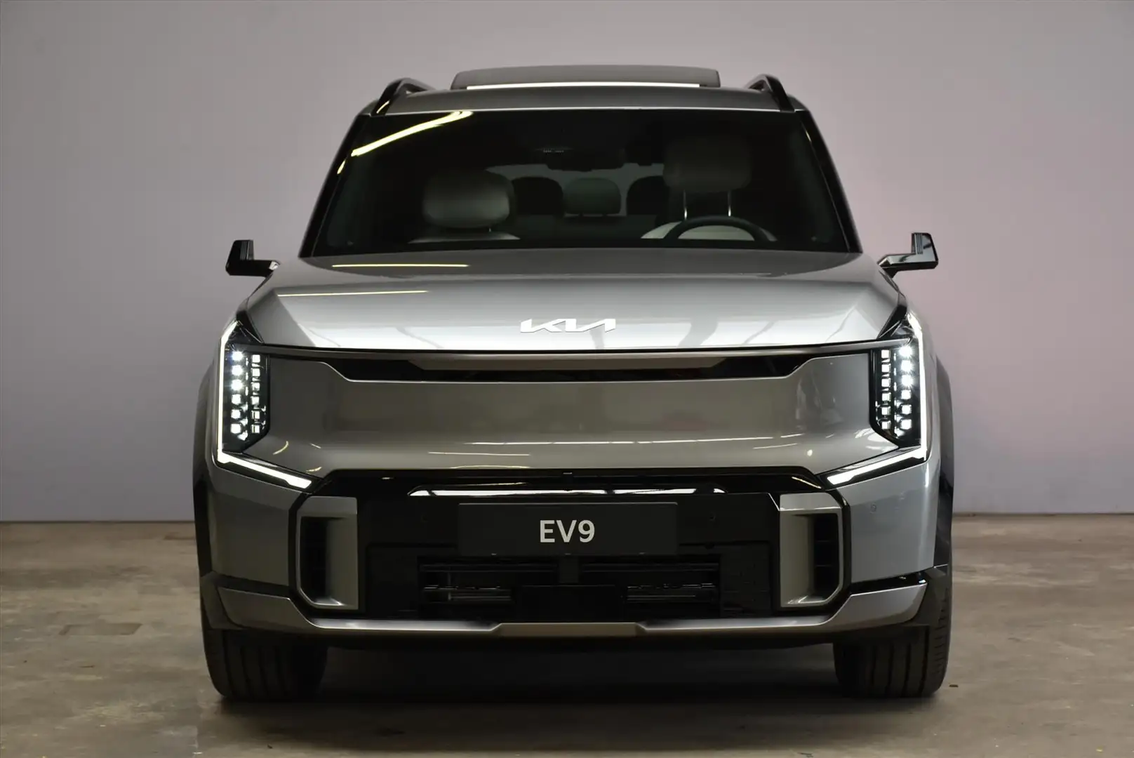 Kia EV9 99,8kWh 384pk AWD Dual Motor GT-Line DSM STAAT IN Grijs - 2