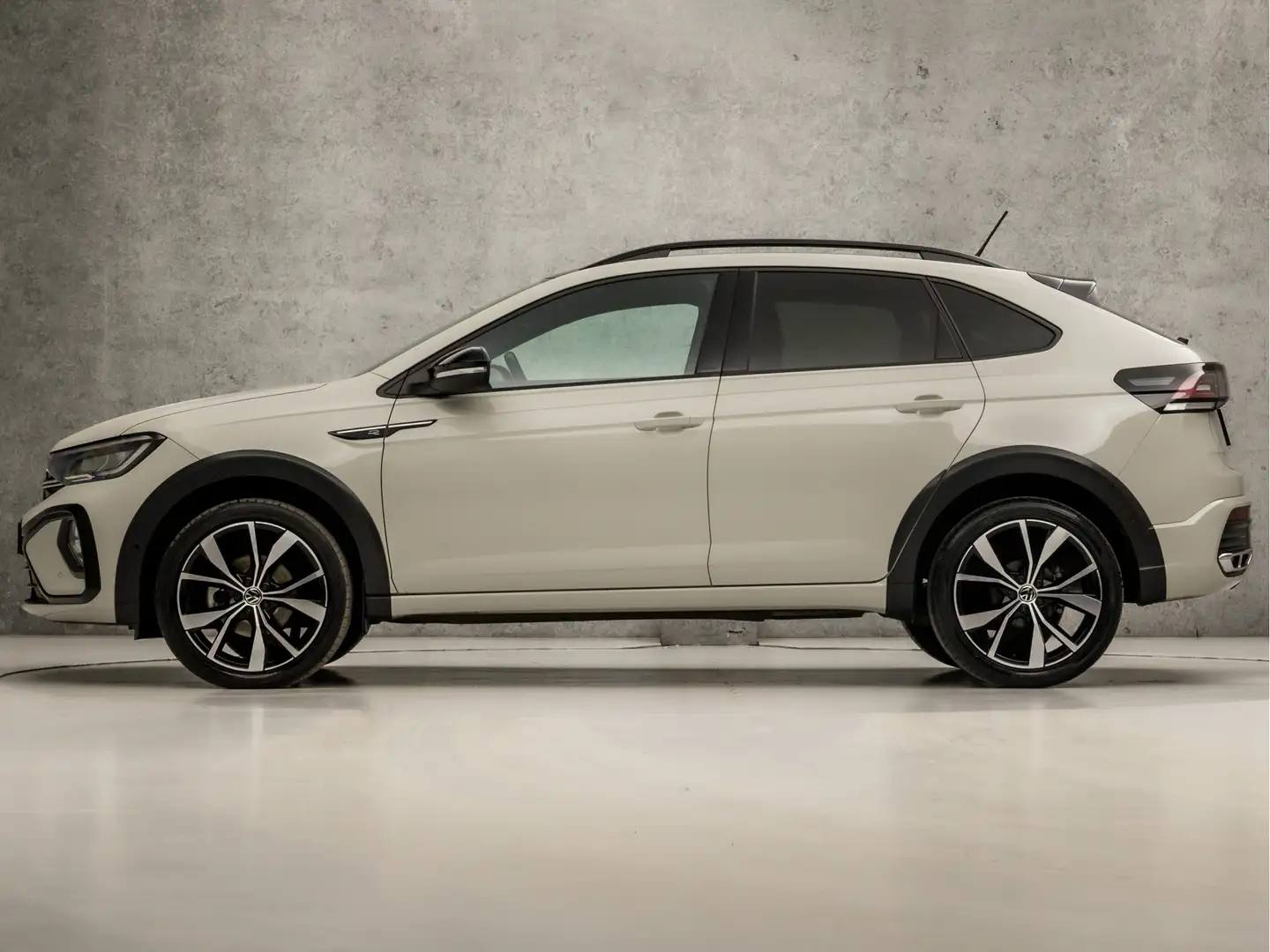 Volkswagen Taigo 1.0 TSI R-Line Sport Automaat (2X R-LINE, VIRTUAL Gris - 2