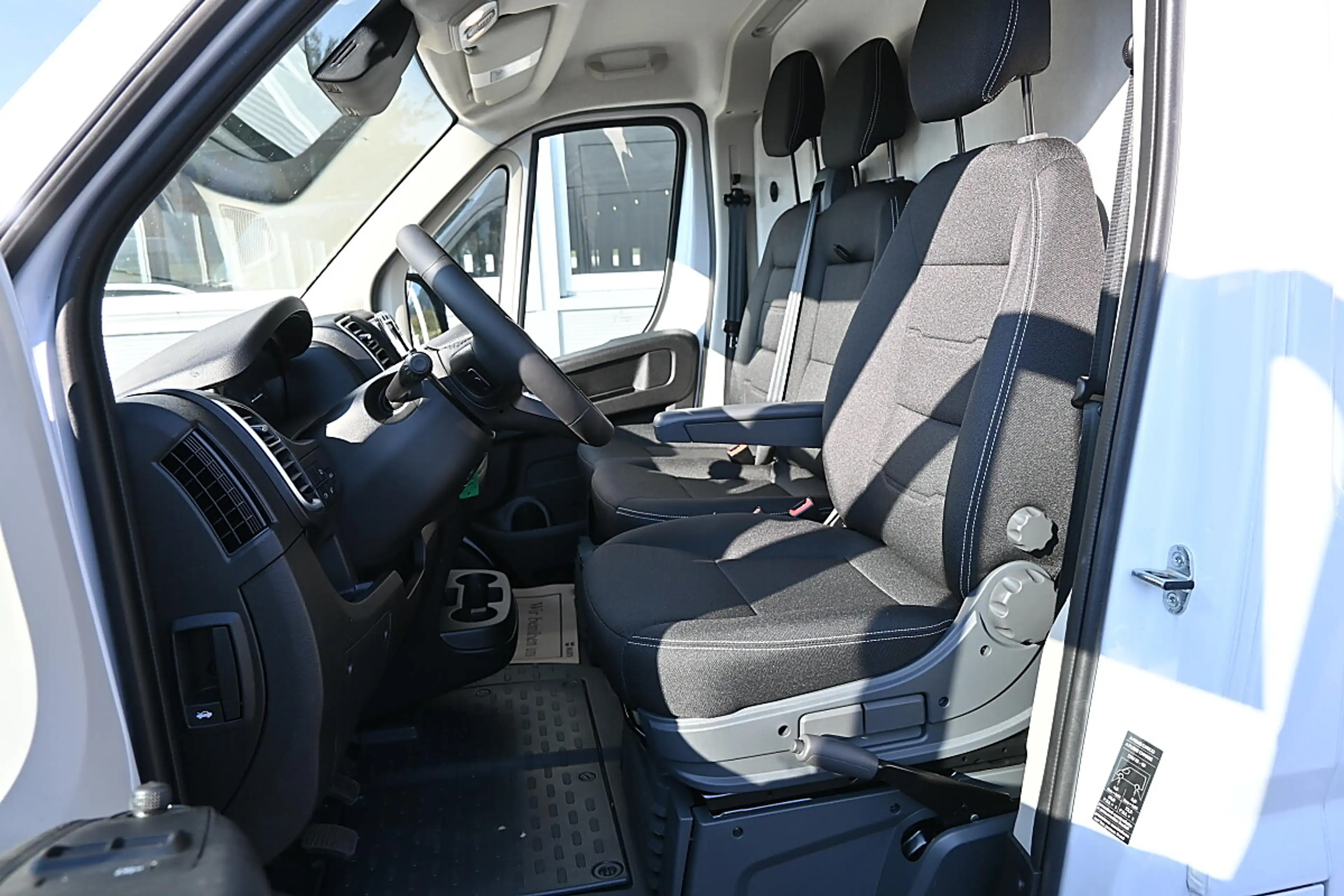 Peugeot Boxer Kasten L-4 H-3 Blue HDI,Klima,Hecktüren 270° Ne... — photo 13