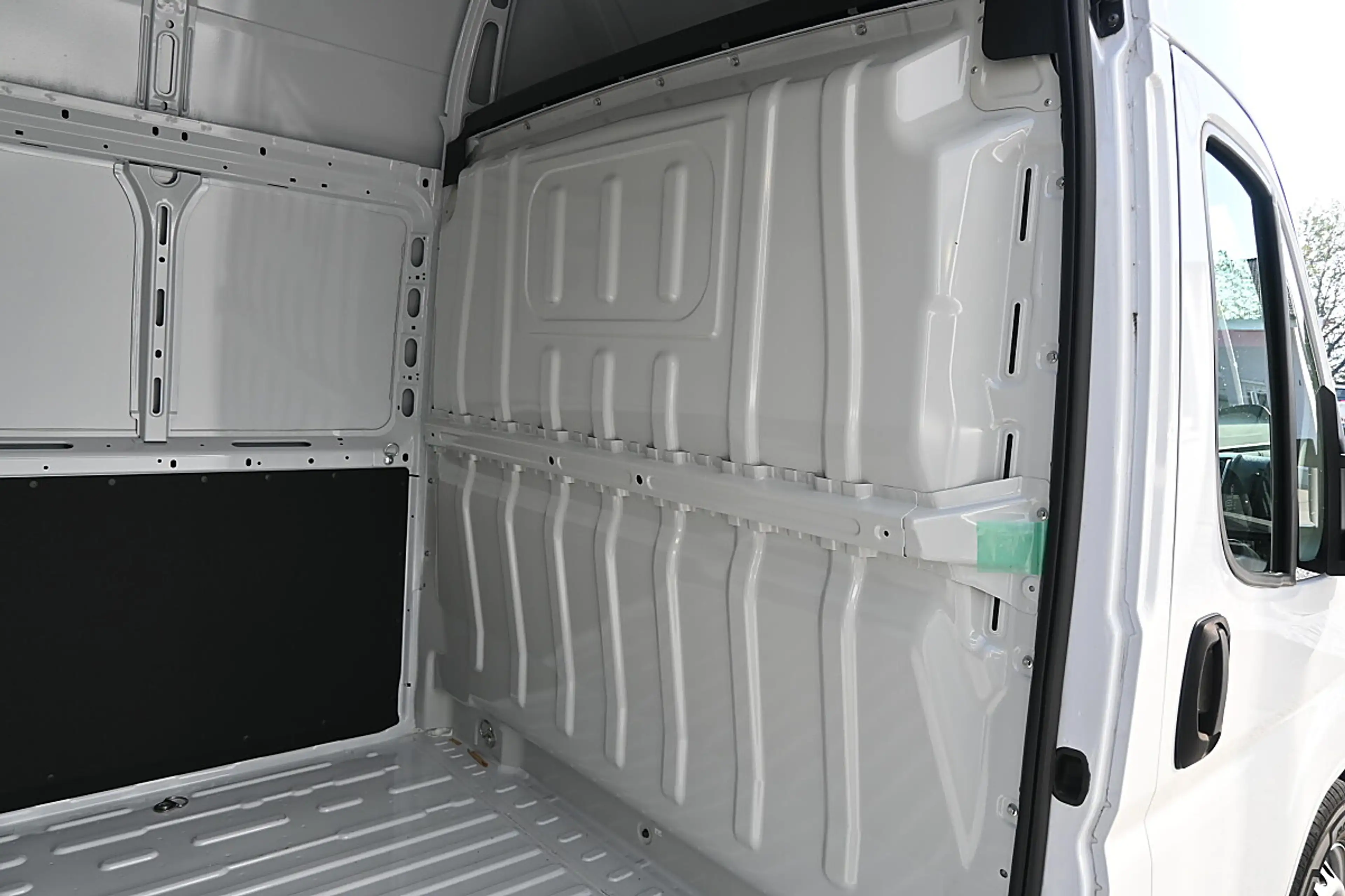 Peugeot Boxer Kasten L-4 H-3 Blue HDI,Klima,Hecktüren 270° Ne... — photo 11