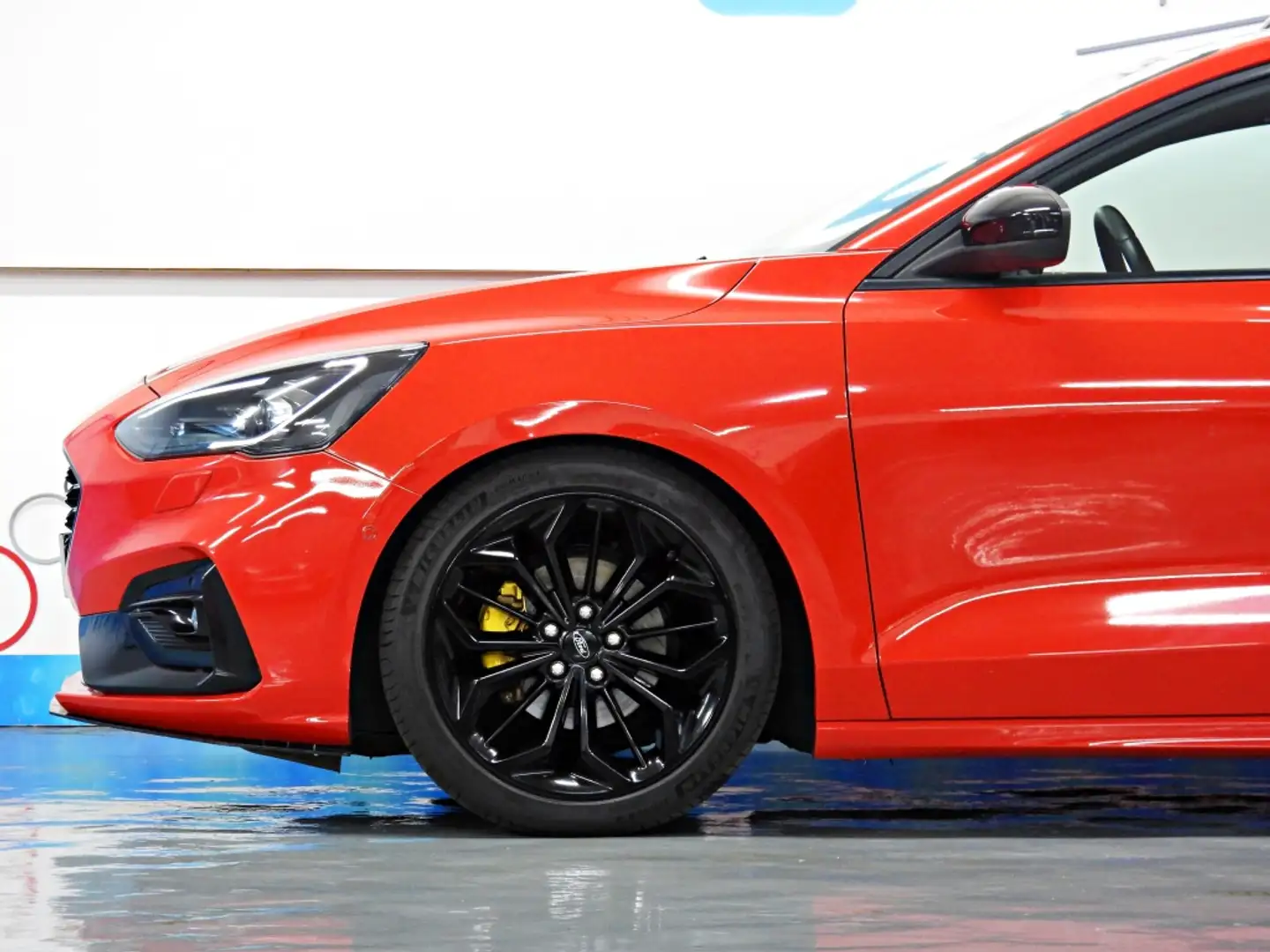 Ford Focus 1.5 Ecoboost ST Line 182 Rouge - 2