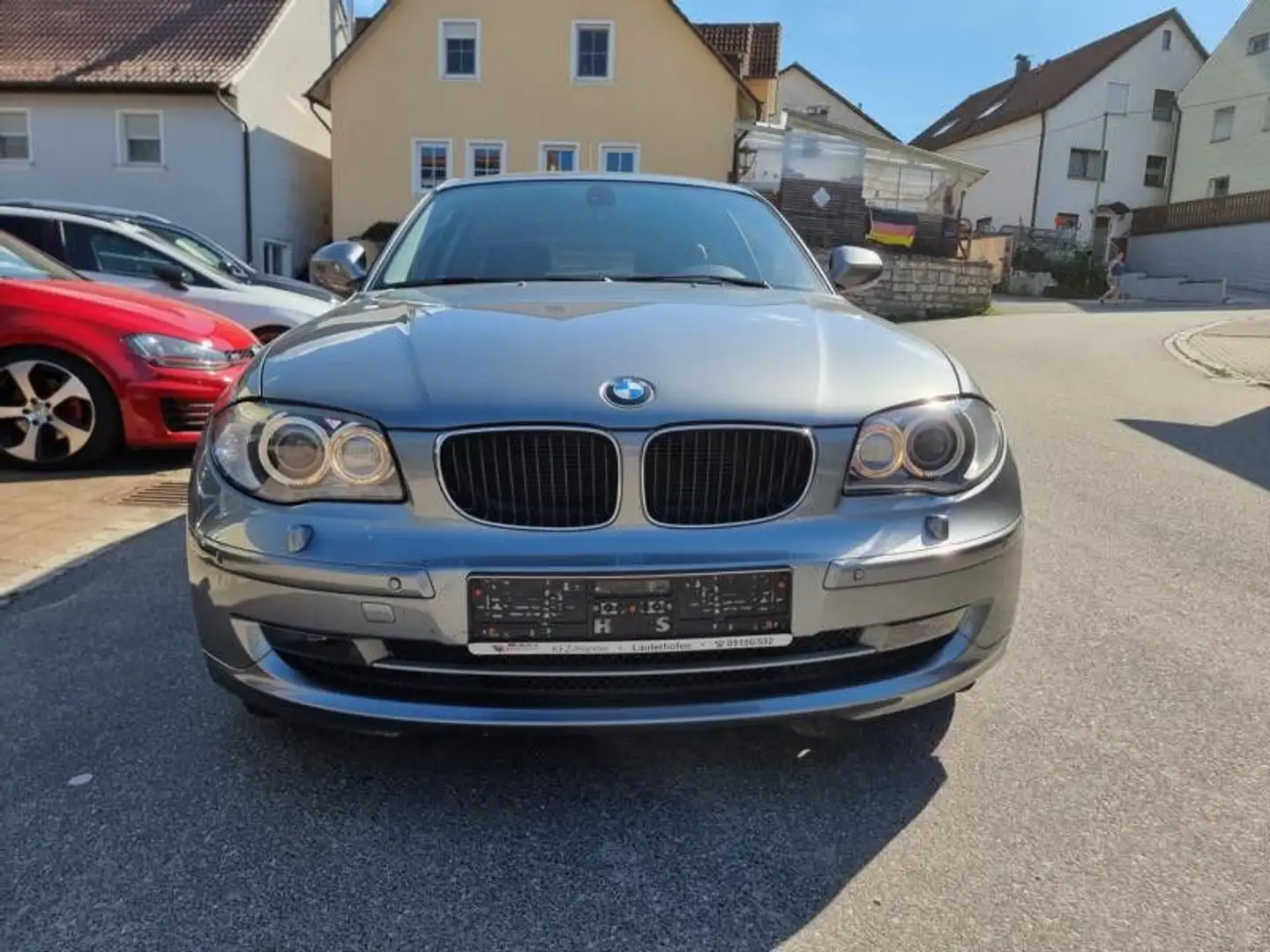 BMW 120 d Edition Sport XENON+AHK+PDC+SITZHZ Gris - 2