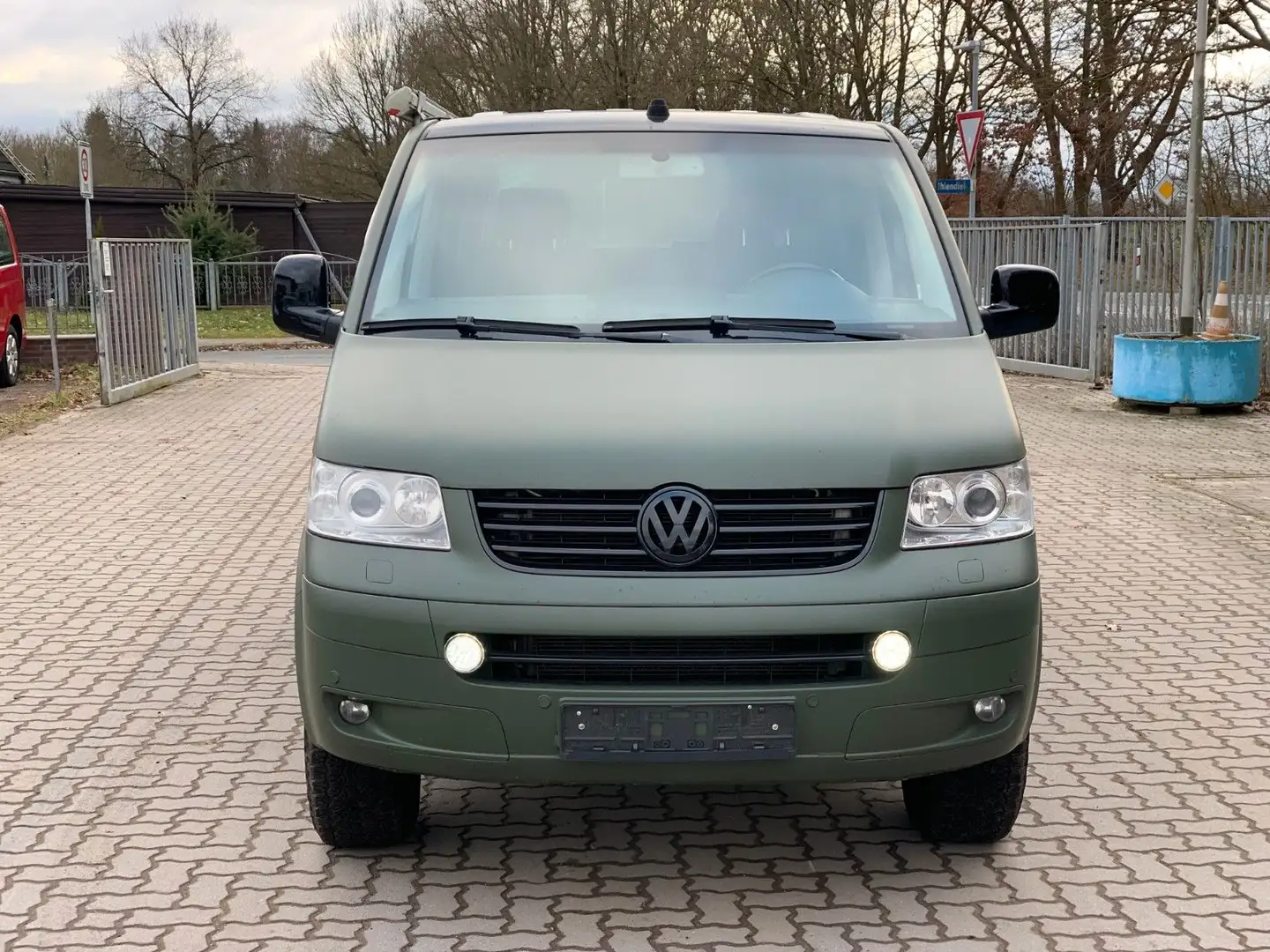 Volkswagen T5 Multivan Sport Edition OFFROAD SEIKEL FAHRWEK Mauve - 2