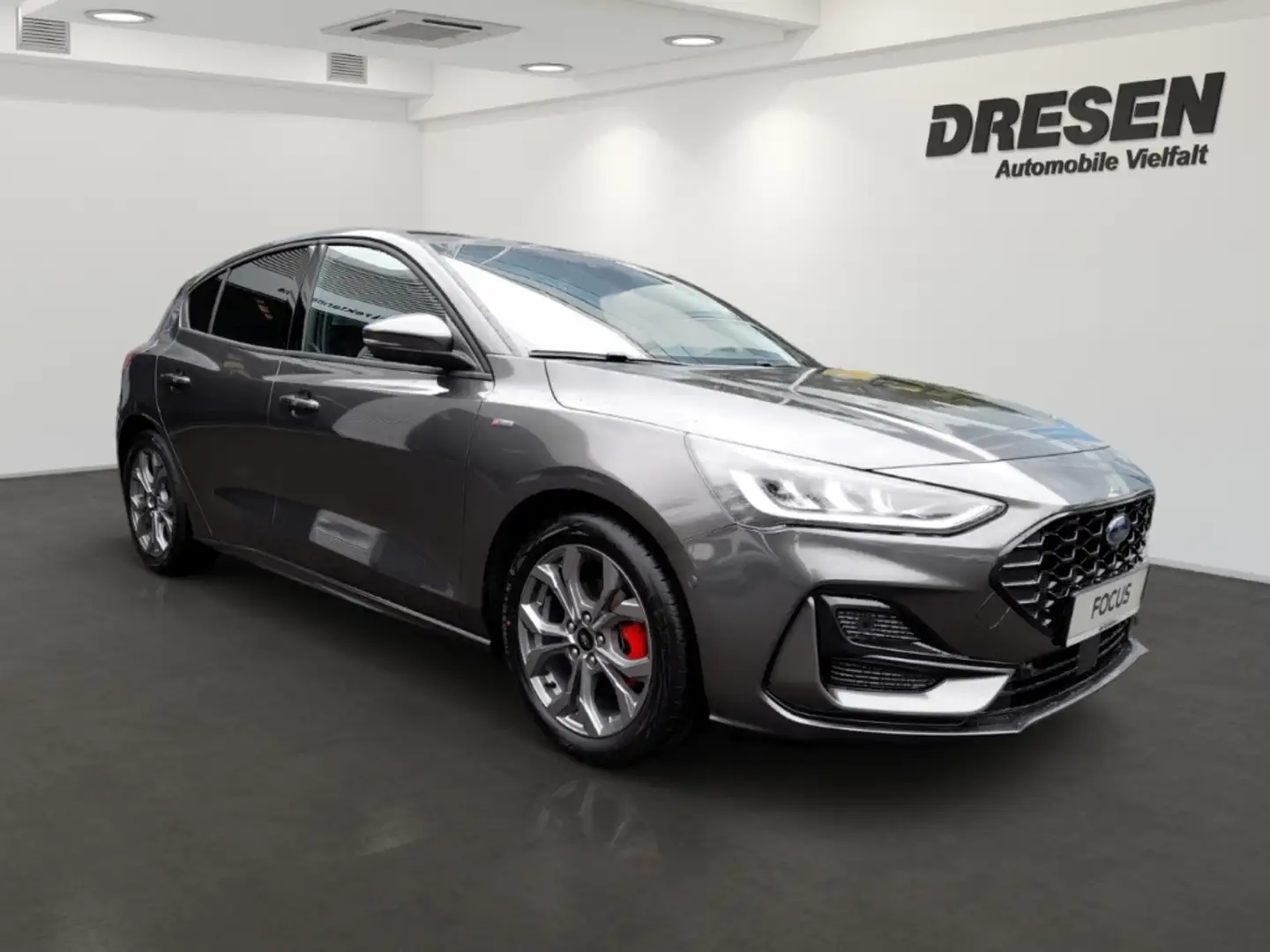 Ford Focus ST-Line Lim. 1,0l EcoBoost Navi LED ACC Apple CarP Grau - 2