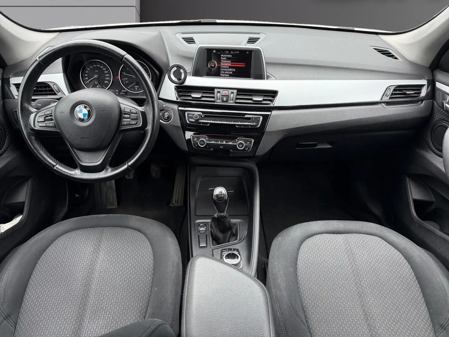 BMW X1 X1 sDrive 18i 136 ch Lounge Weiß - 2