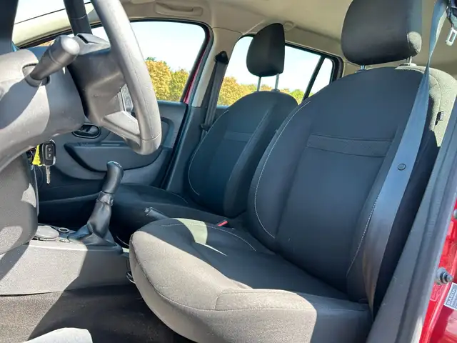 Dacia Logan view 14