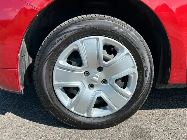 Dacia Logan view 9