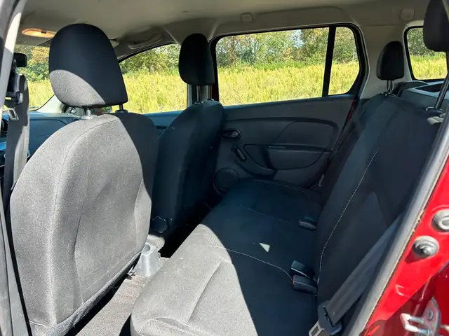 Dacia Logan view 15