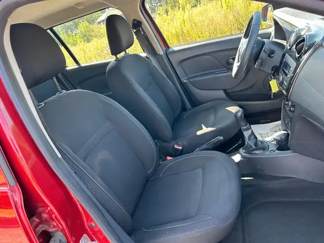 Dacia Logan view 30