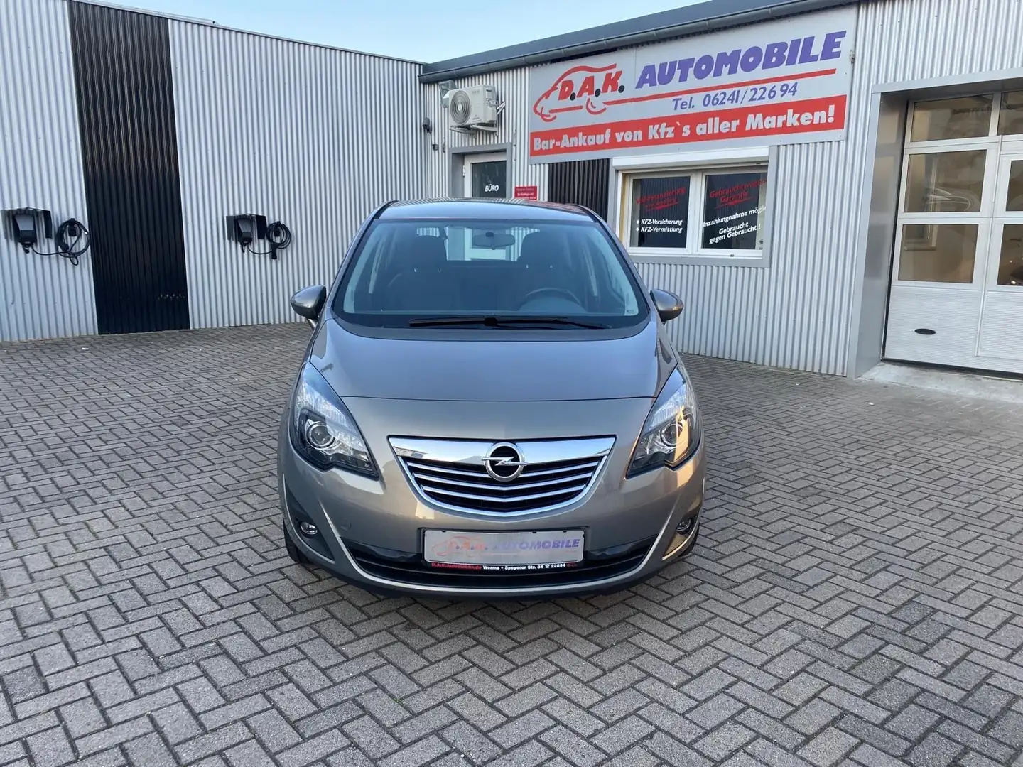 Opel Meriva B Innovation 2.Hand+71TKM+PDC+SHZ+Klima Braun - 2