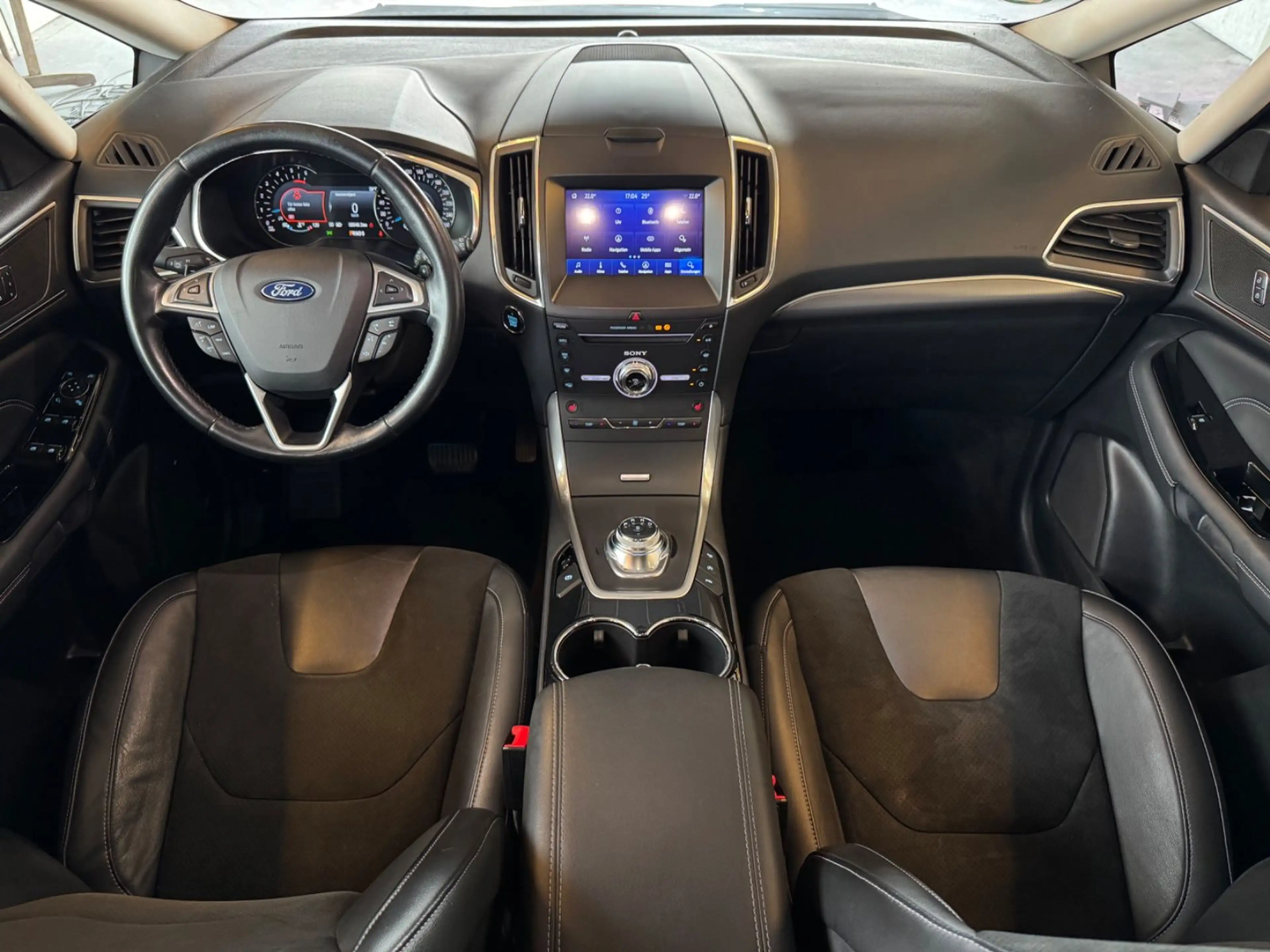 Ford S-Max Titanium *Autom.*Navi*AHK*CarPlay*8-Sitzer — photo 10