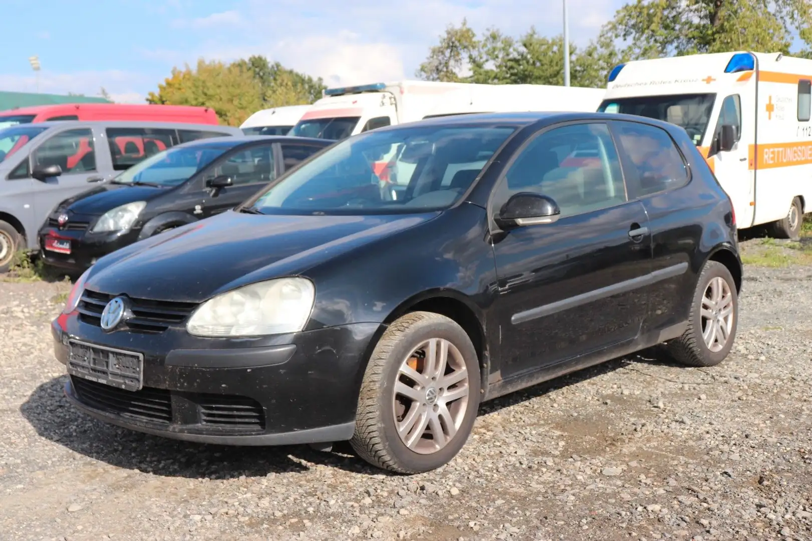 Volkswagen Golf V Lim. Trendline Schwarz - 1