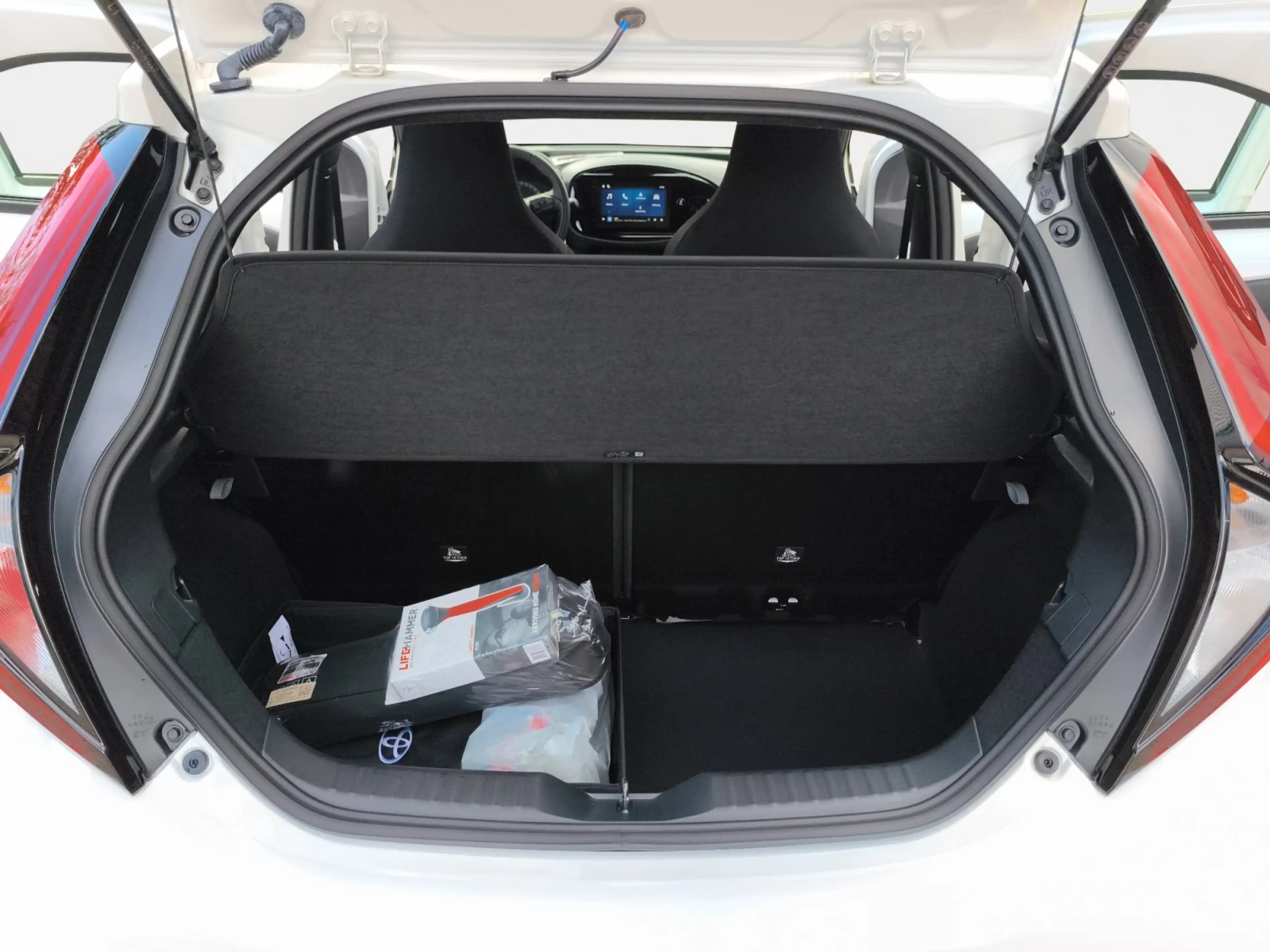 Toyota Aygo X 1.0 VVT-i Business Edition (EURO 6e) ACC — photo 15