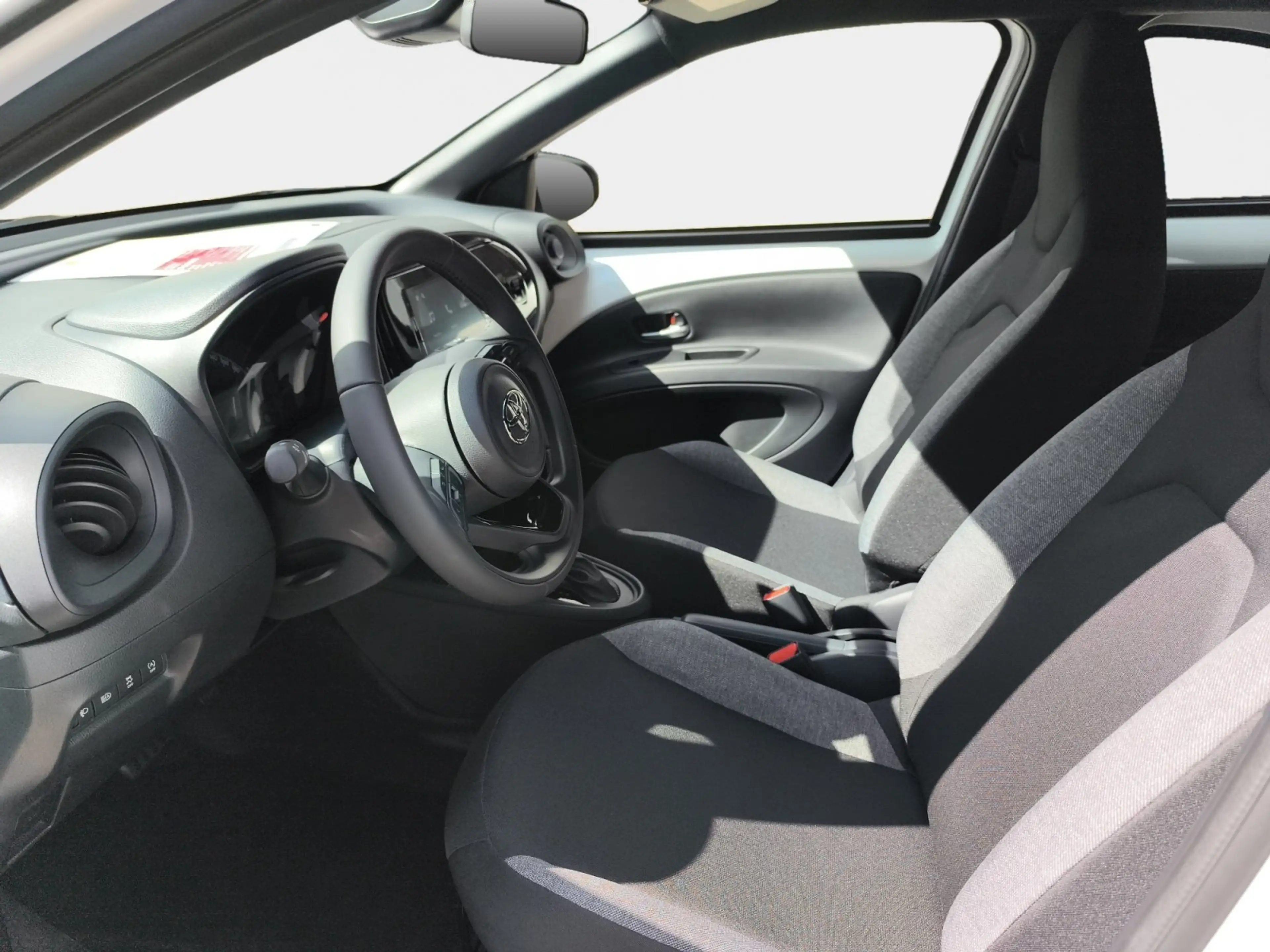 Toyota Aygo X 1.0 VVT-i Business Edition (EURO 6e) ACC — photo 9