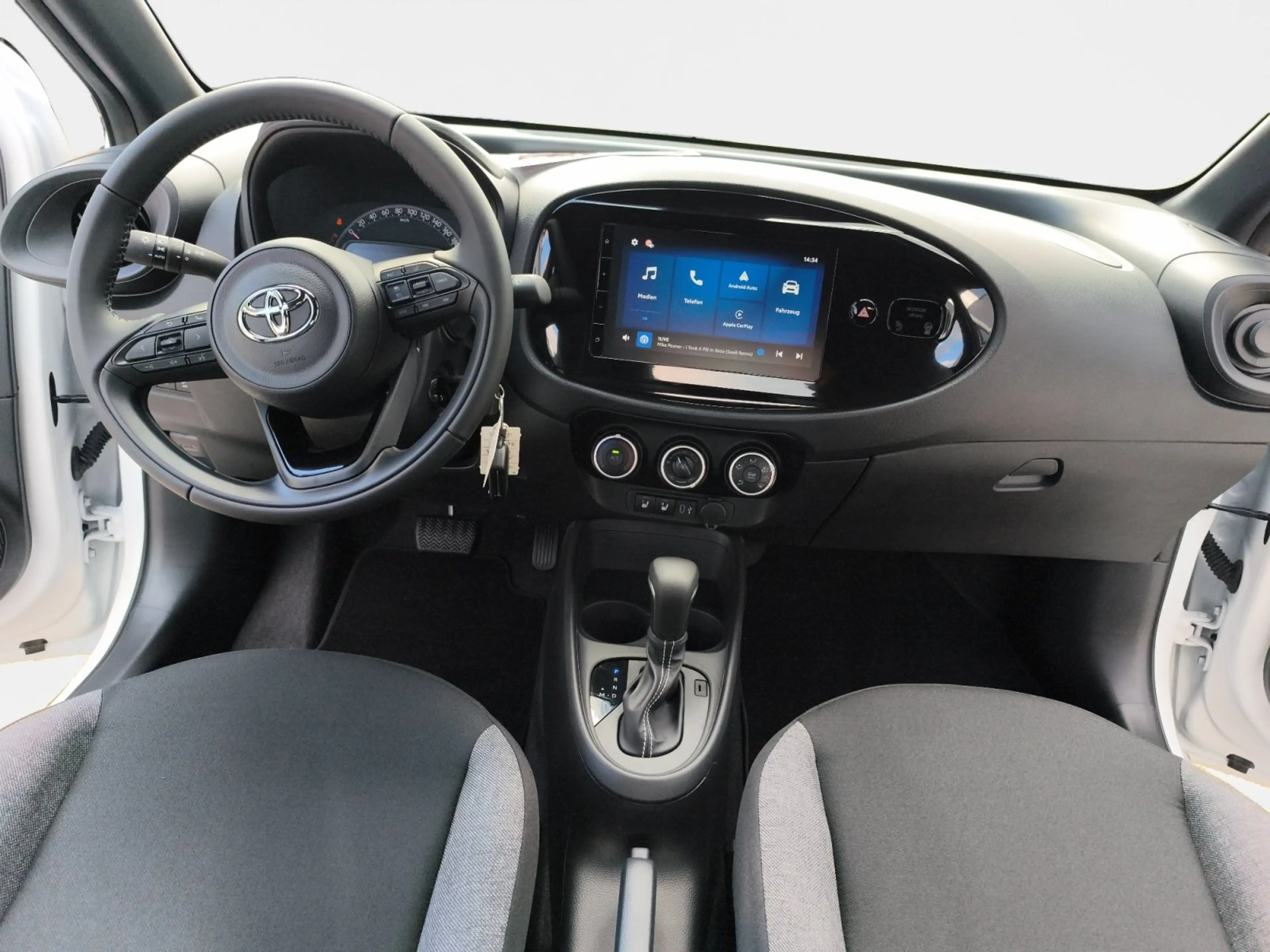 Toyota Aygo X 1.0 VVT-i Business Edition (EURO 6e) ACC — photo 13