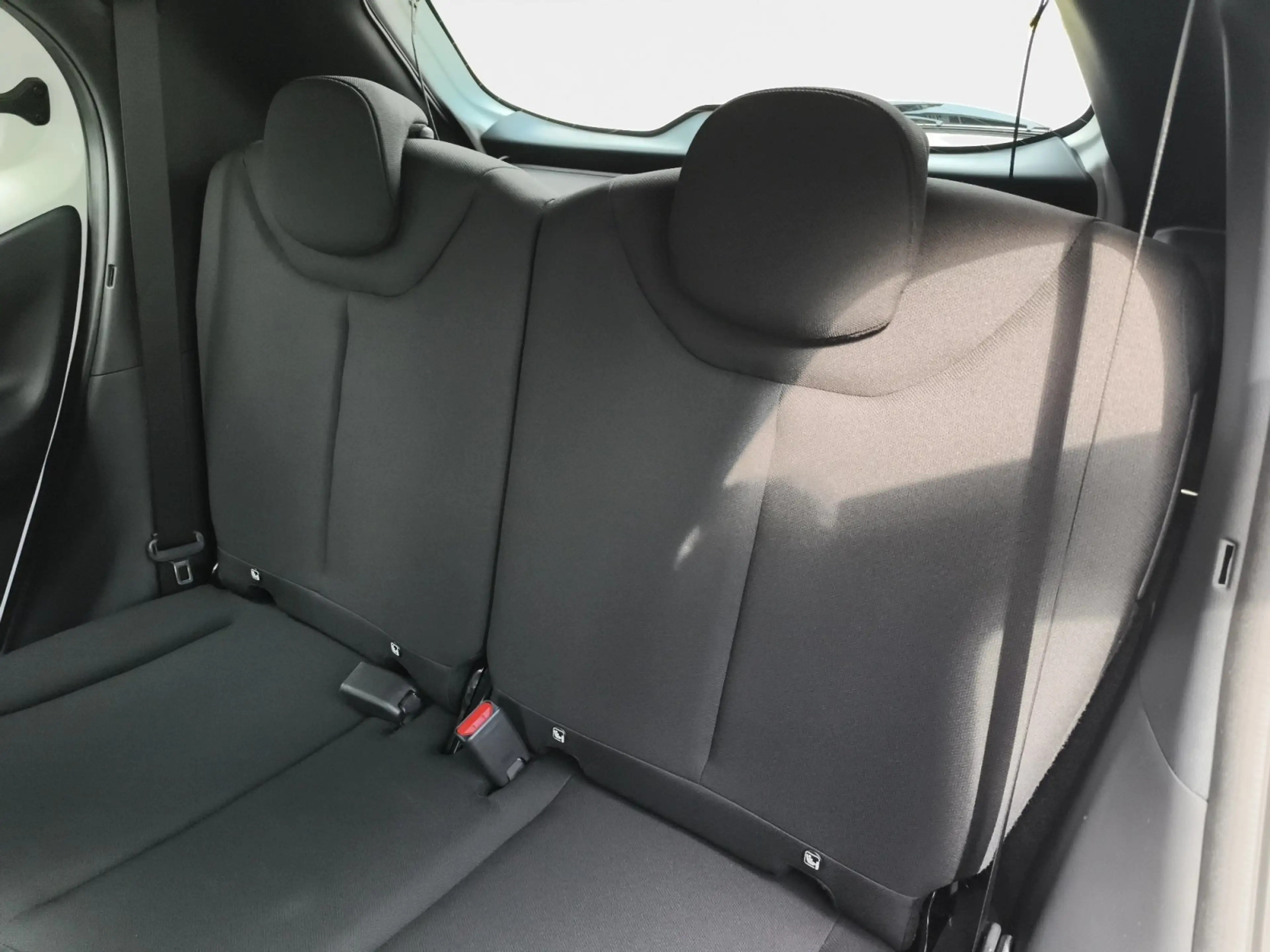 Toyota Aygo X 1.0 VVT-i Business Edition (EURO 6e) ACC — photo 10