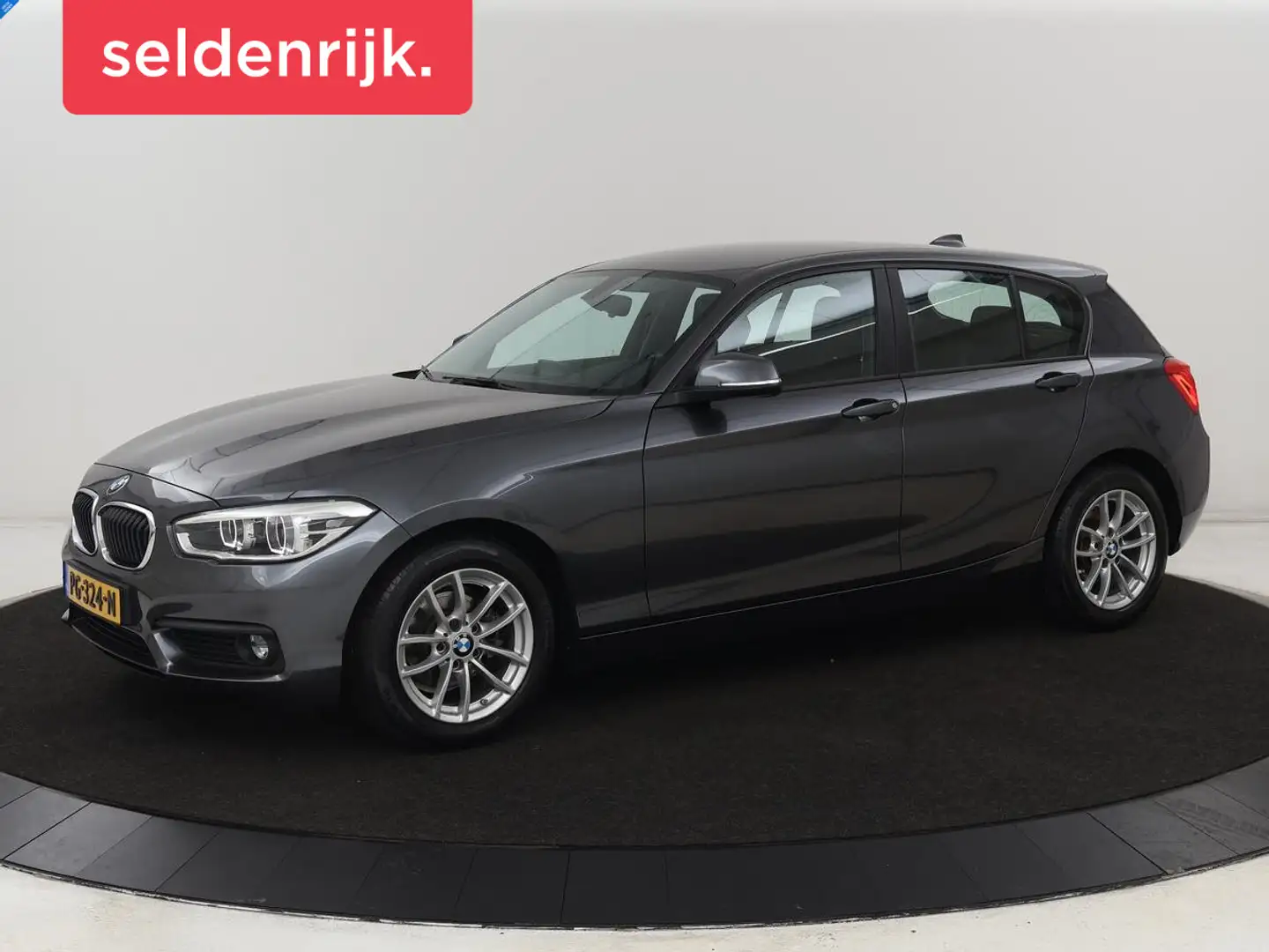 BMW 118 1-serie 118i Executive | Sportstoelen | Harman/Kar Grijs - 1