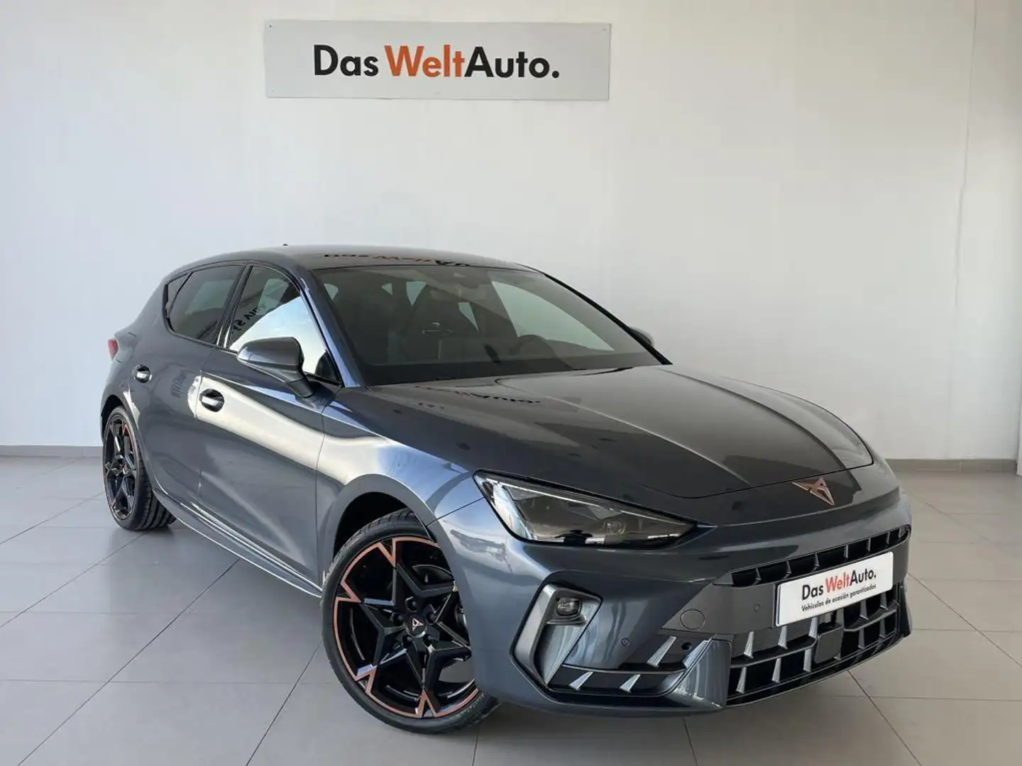 CUPRA Leon 1.5 eTSI 110 DSG Grijs - 1