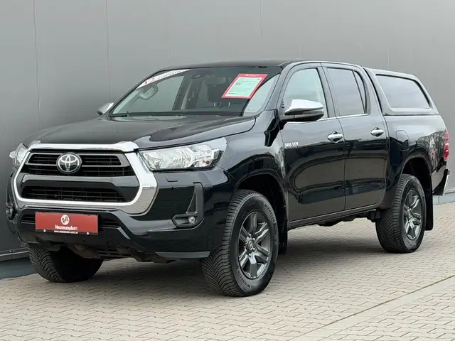 Toyota Hilux Double Cab 2.8 3,5t 4x4 Aut.HardtopAHK1.Hd