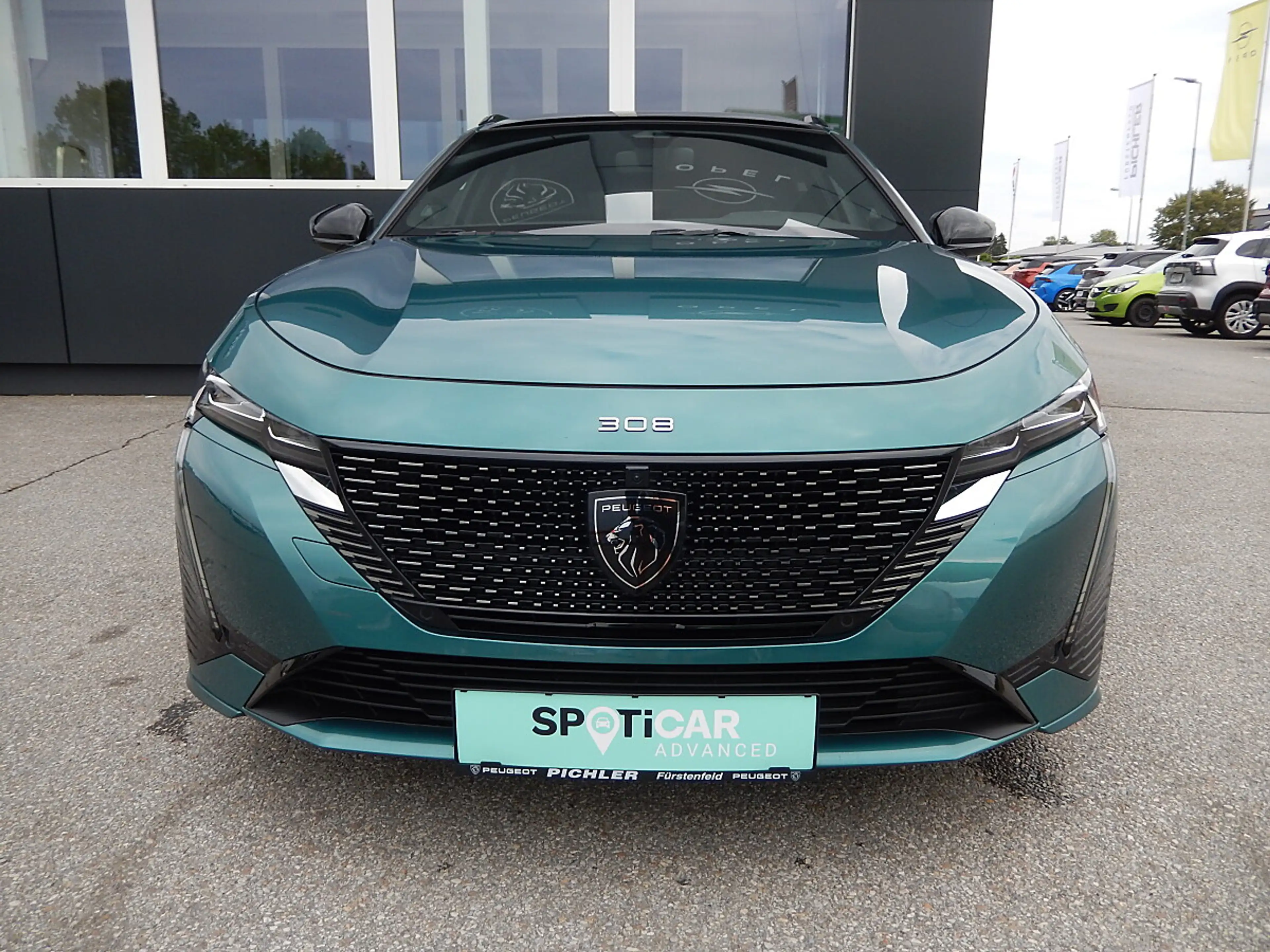Peugeot 308 SW Hybrid 145 e-DSC6 GT — photo 2