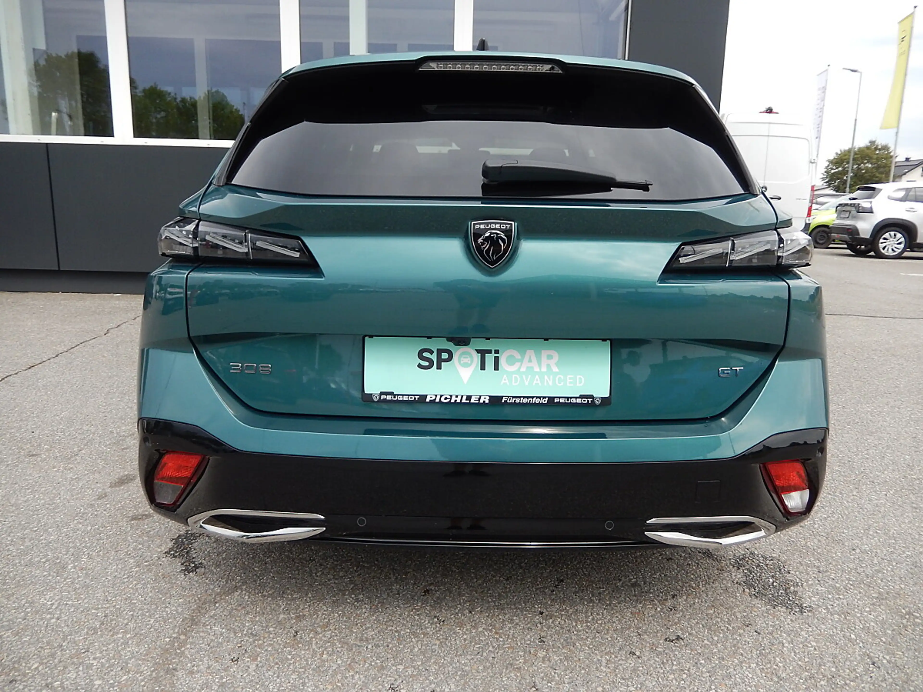 Peugeot 308 SW Hybrid 145 e-DSC6 GT — photo 7