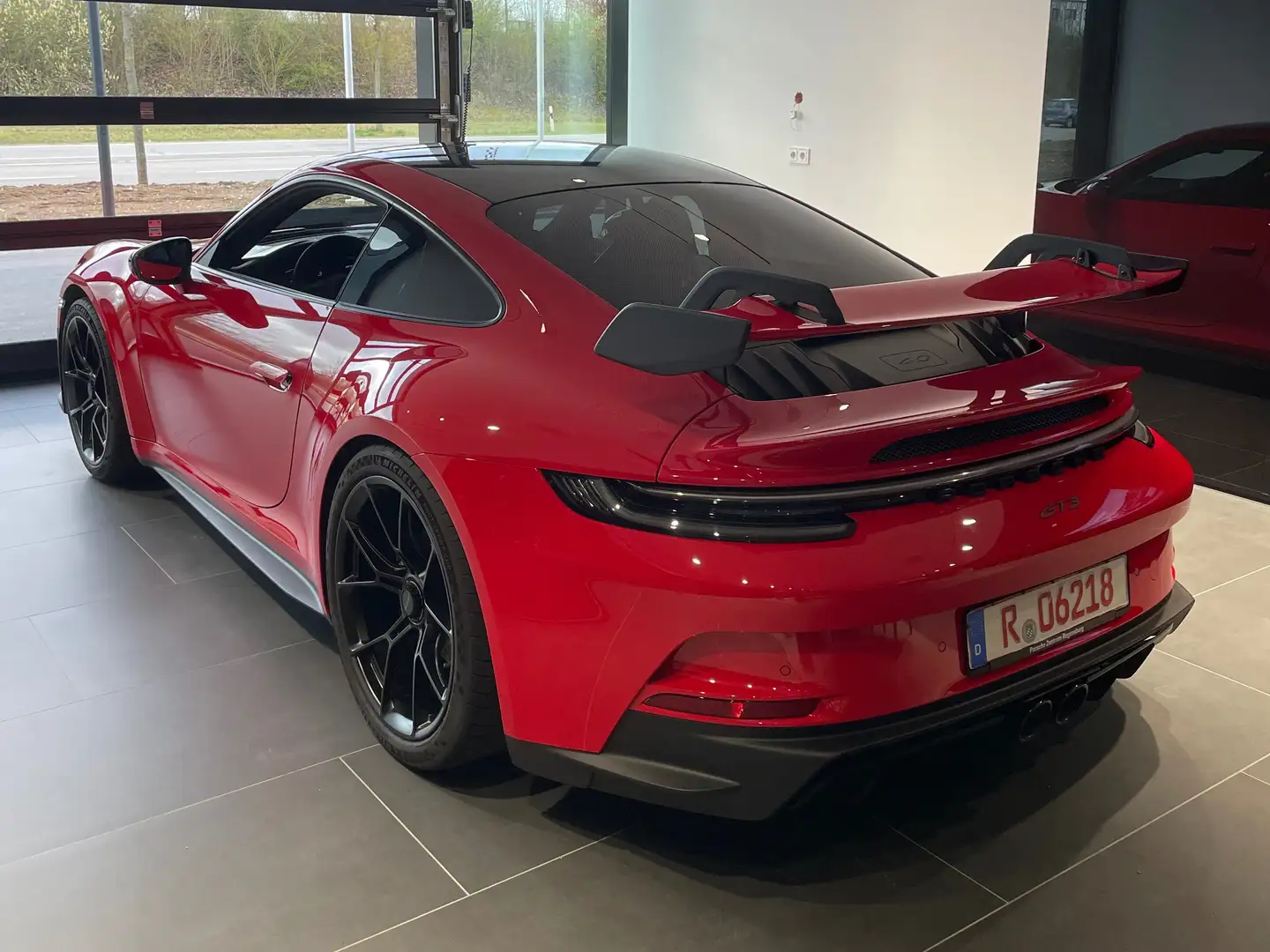 Porsche 992 911 Coupe 4.0 GT3 auto Usato Porsche Approved Czerwony - 1