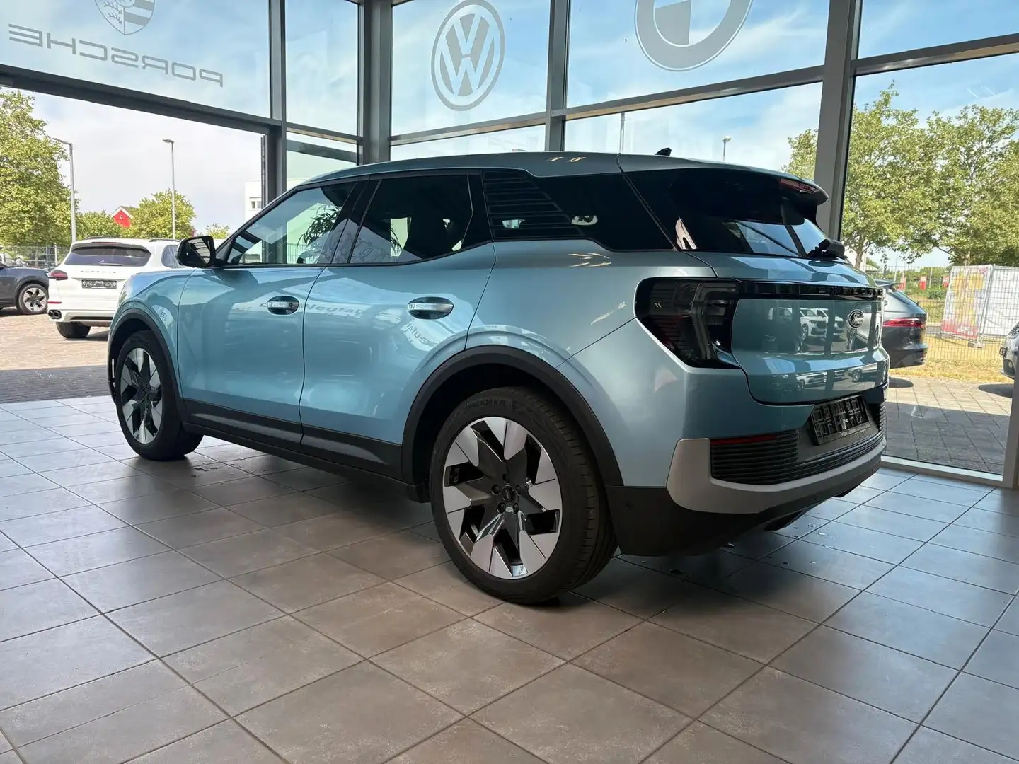 Ford Explorer Premium Extended Range RWD Wärmepumpe Blau - 2