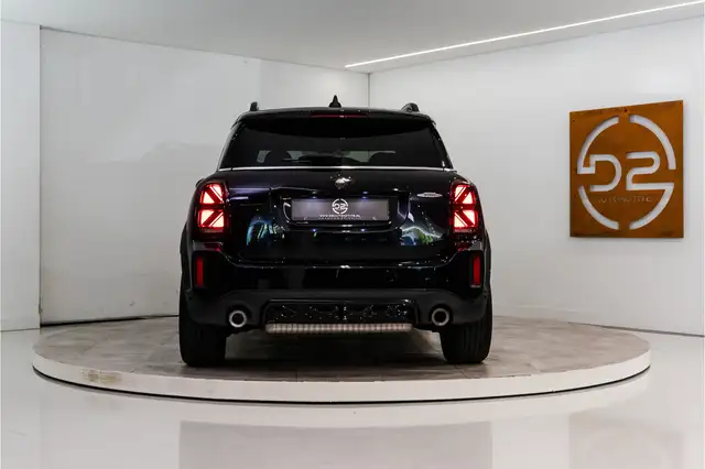 MINI Countryman view 4