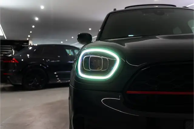 MINI Countryman view 9