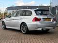 BMW 335 3-serie Touring 335i High Executive / NL-auto / OH Grijs - thumbnail 2