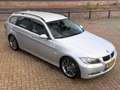 BMW 335 3-serie Touring 335i High Executive / NL-auto / OH Grijs - thumbnail 3