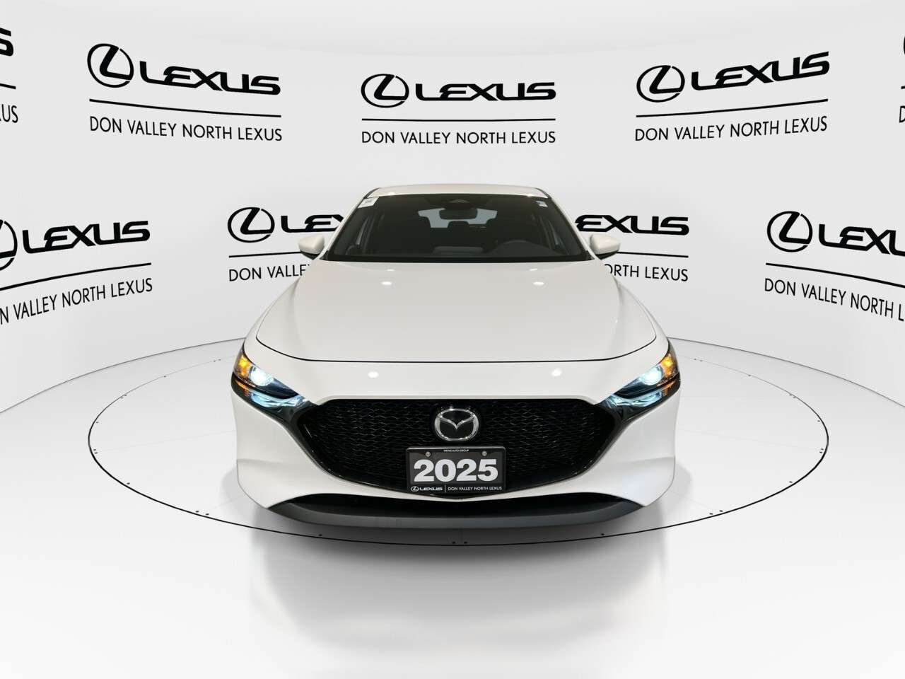 2025 Mazda Mazda3 Sport GX Trim-Heated Premium Cloth Seats-CarPlay — снимка 3