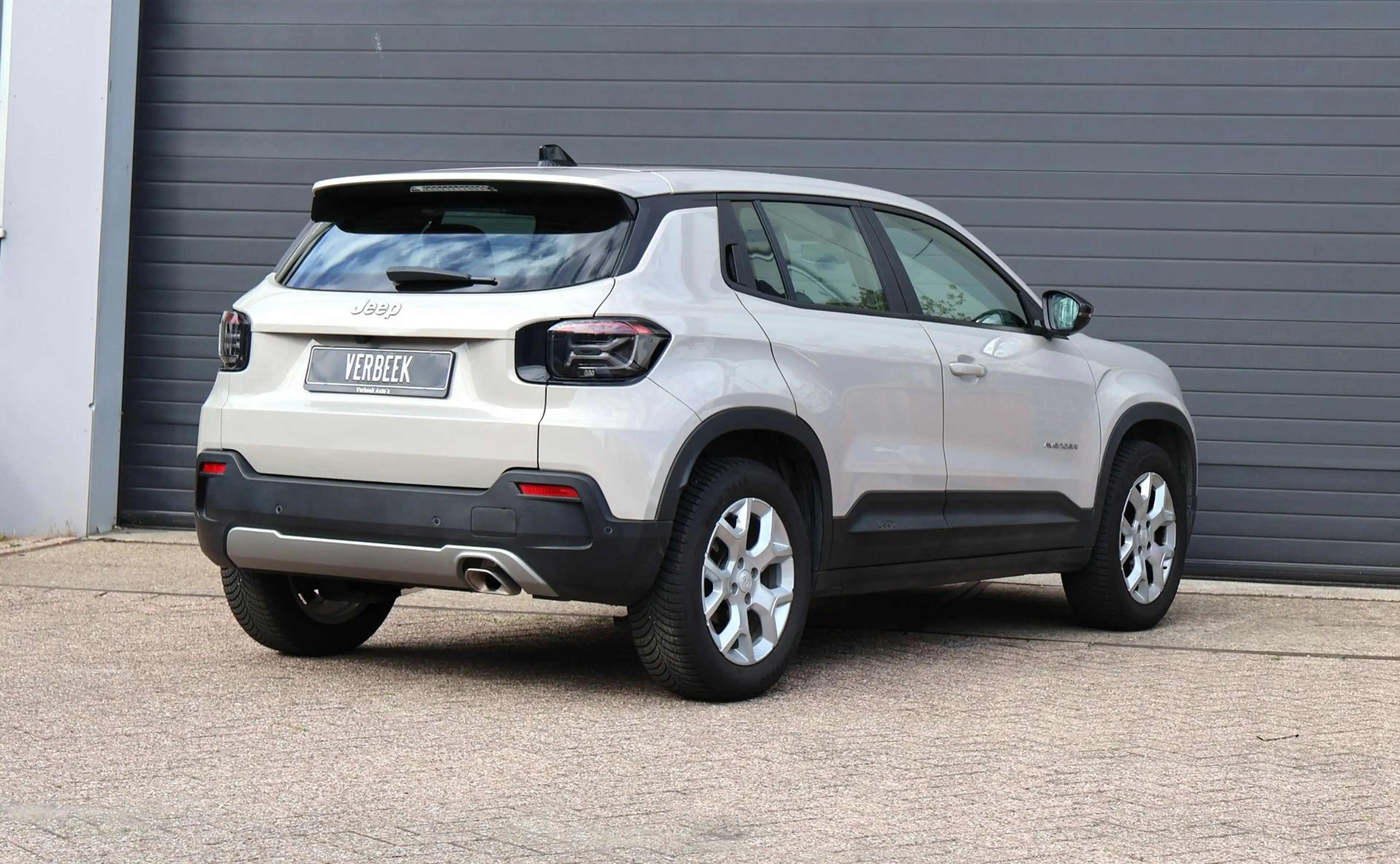 Jeep Avenger 1.2 Longitude Led/Navi/Camera/Cruise/JBL/Carplay — photo 4