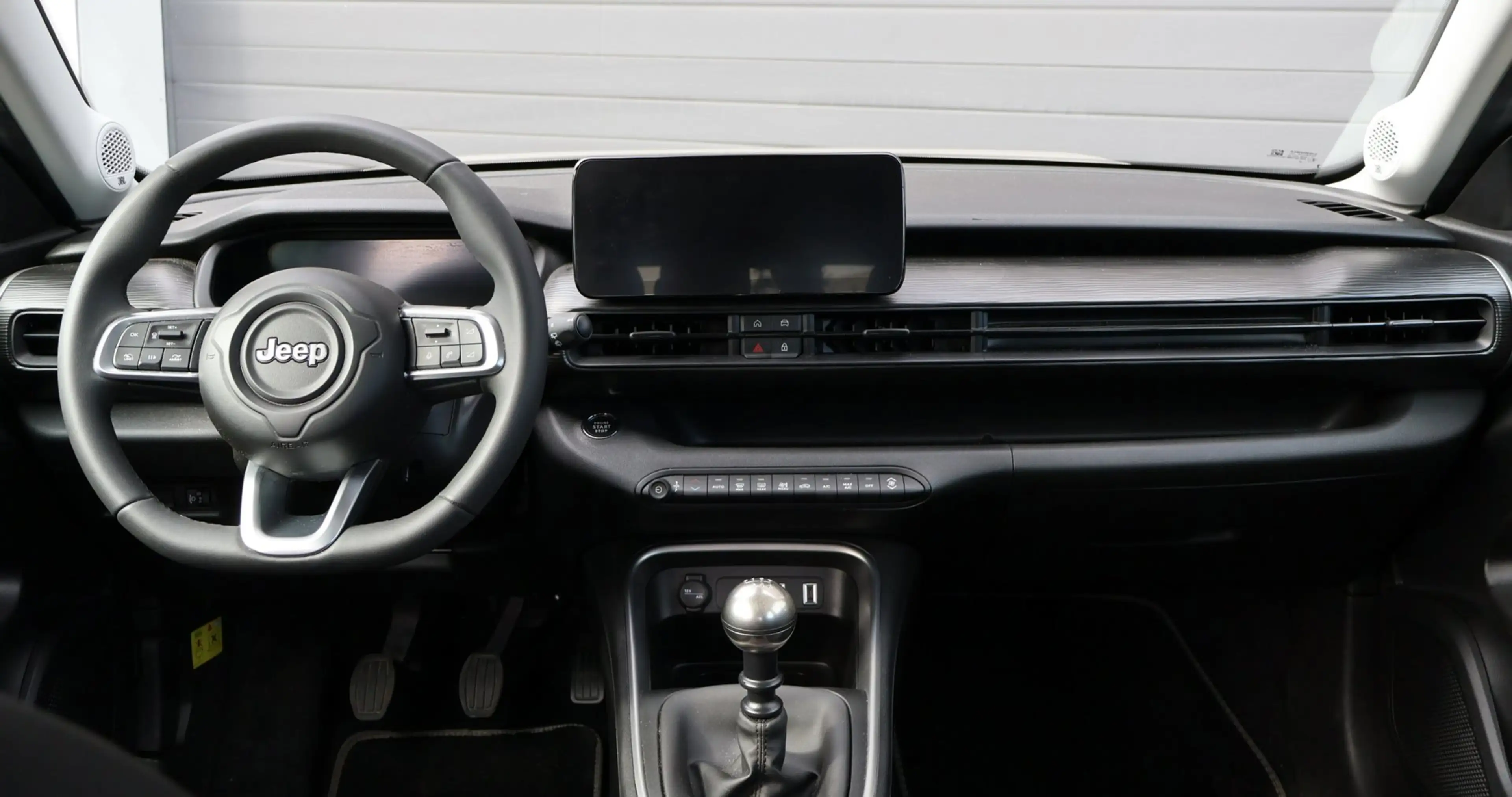 Jeep Avenger 1.2 Longitude Led/Navi/Camera/Cruise/JBL/Carplay — photo 7