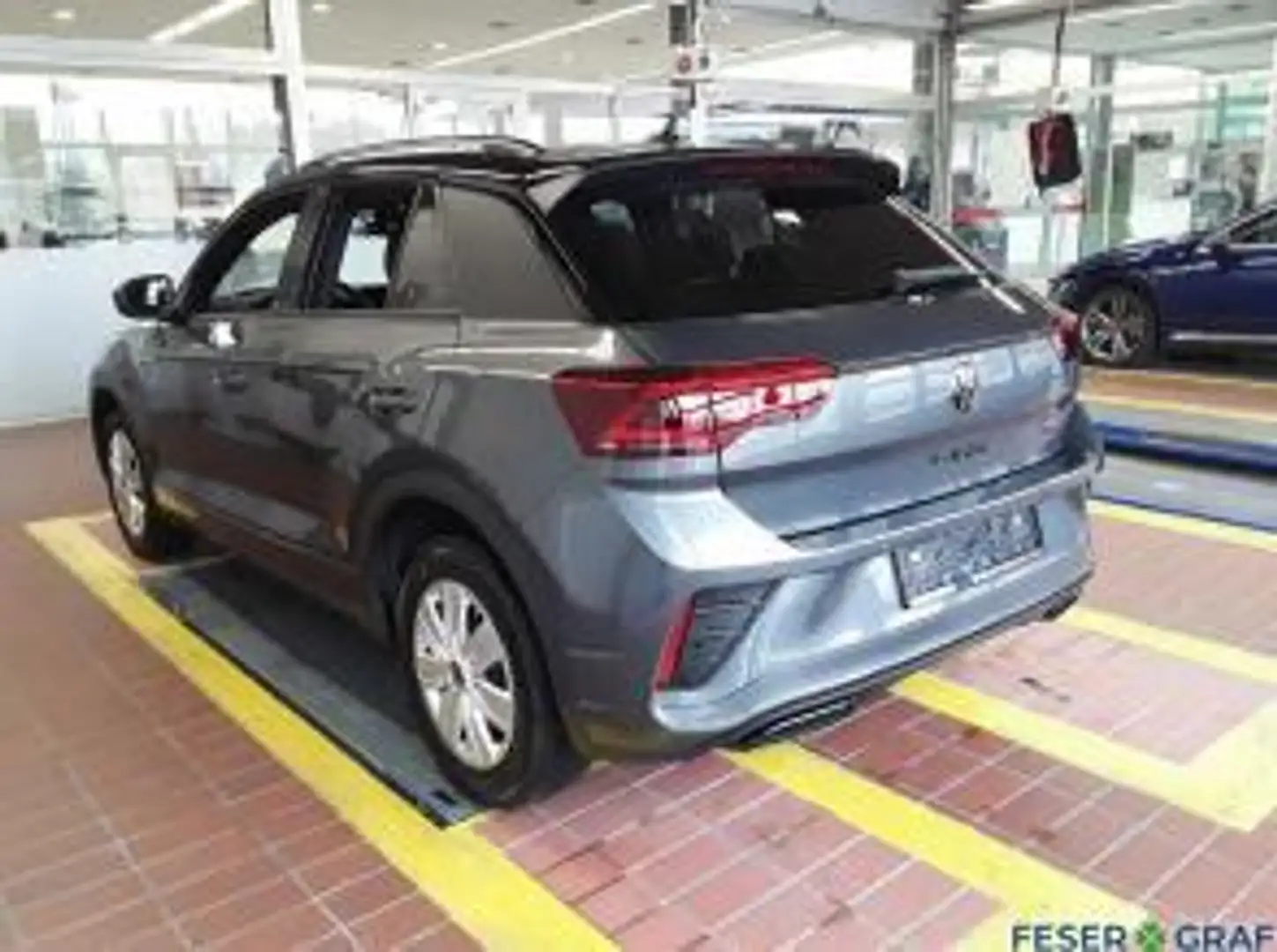 Volkswagen T-Roc R-Line 1.5 l TSI LED-MATRIX NAVI ACC Grau - 2