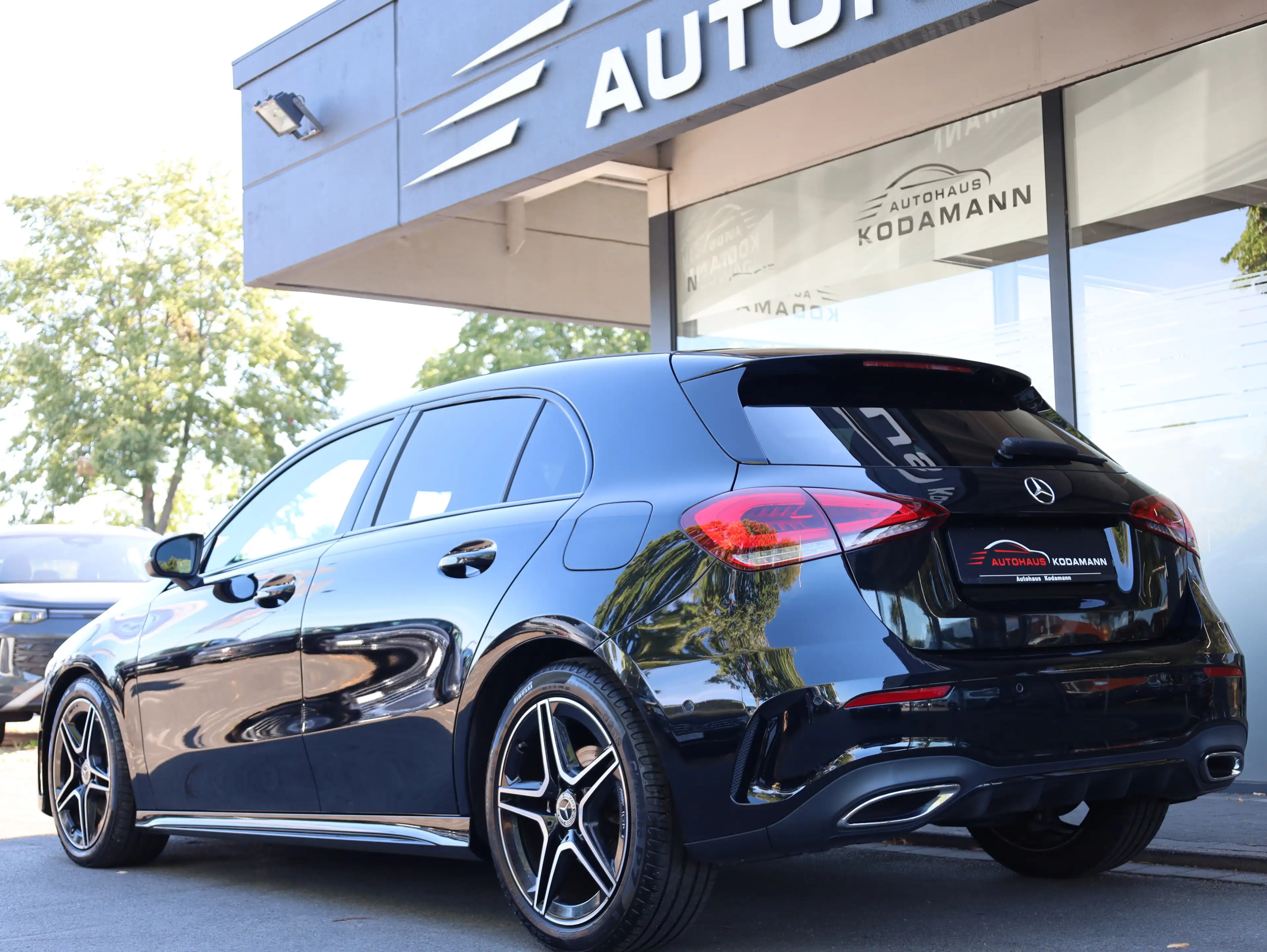 Mercedes-Benz A 200 A 200d AMG Line*Kamera*Ambiente*NightPaket — photo 8