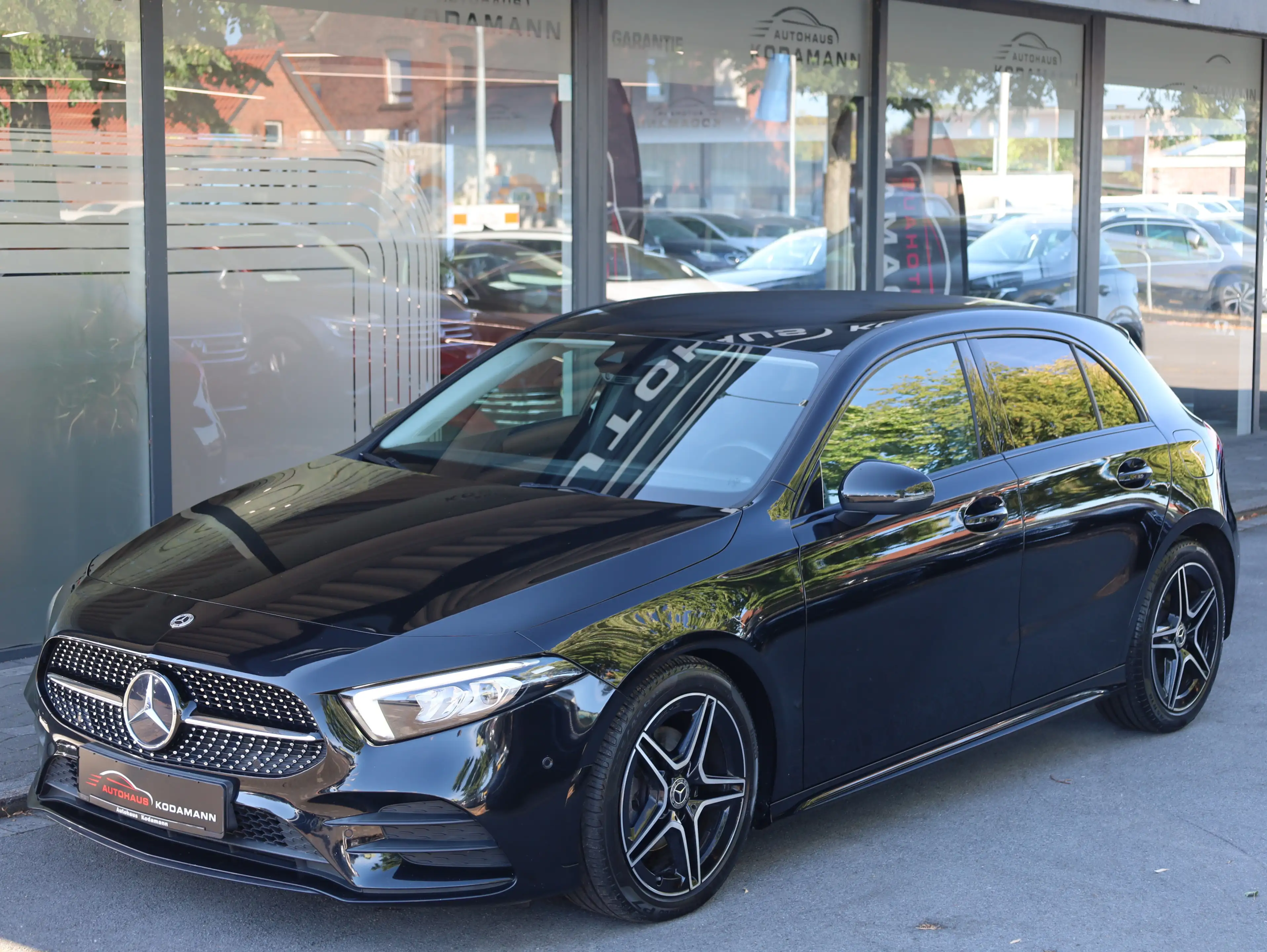 Mercedes-Benz A 200 A 200d AMG Line*Kamera*Ambiente*NightPaket — photo 5