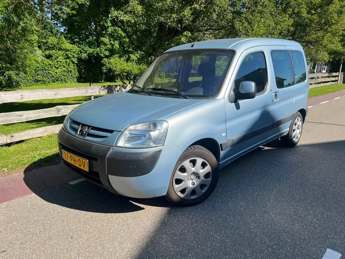 Peugeot Partner MPV 1.6-16V XT Rolstoelauto Gris - 1