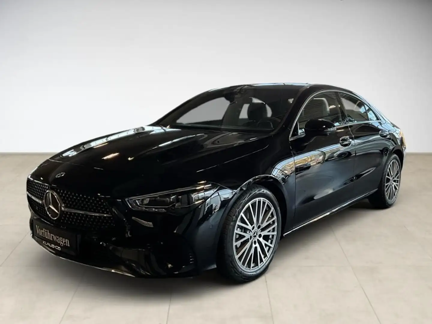 Mercedes-Benz CLA 180 Edition Progressive Pano SpurW W-Paket Schwarz - 1