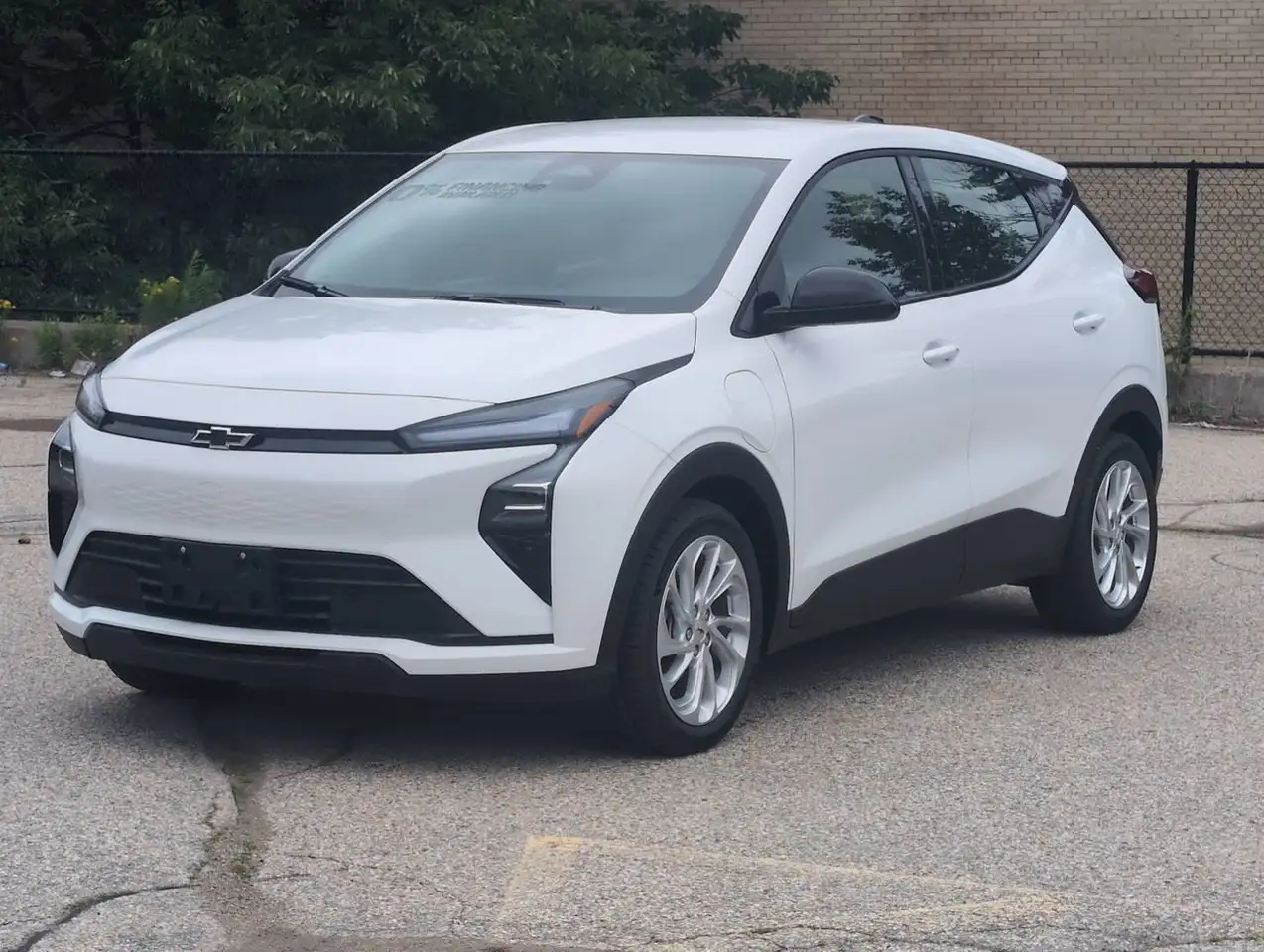 Chevrolet Bolt photo Chevrolet Bolt