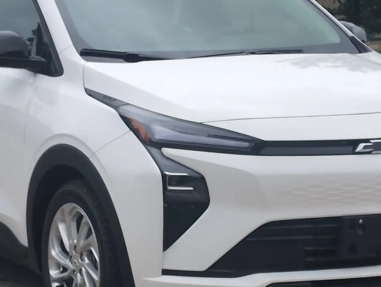 Chevrolet Bolt photo Chevrolet Bolt