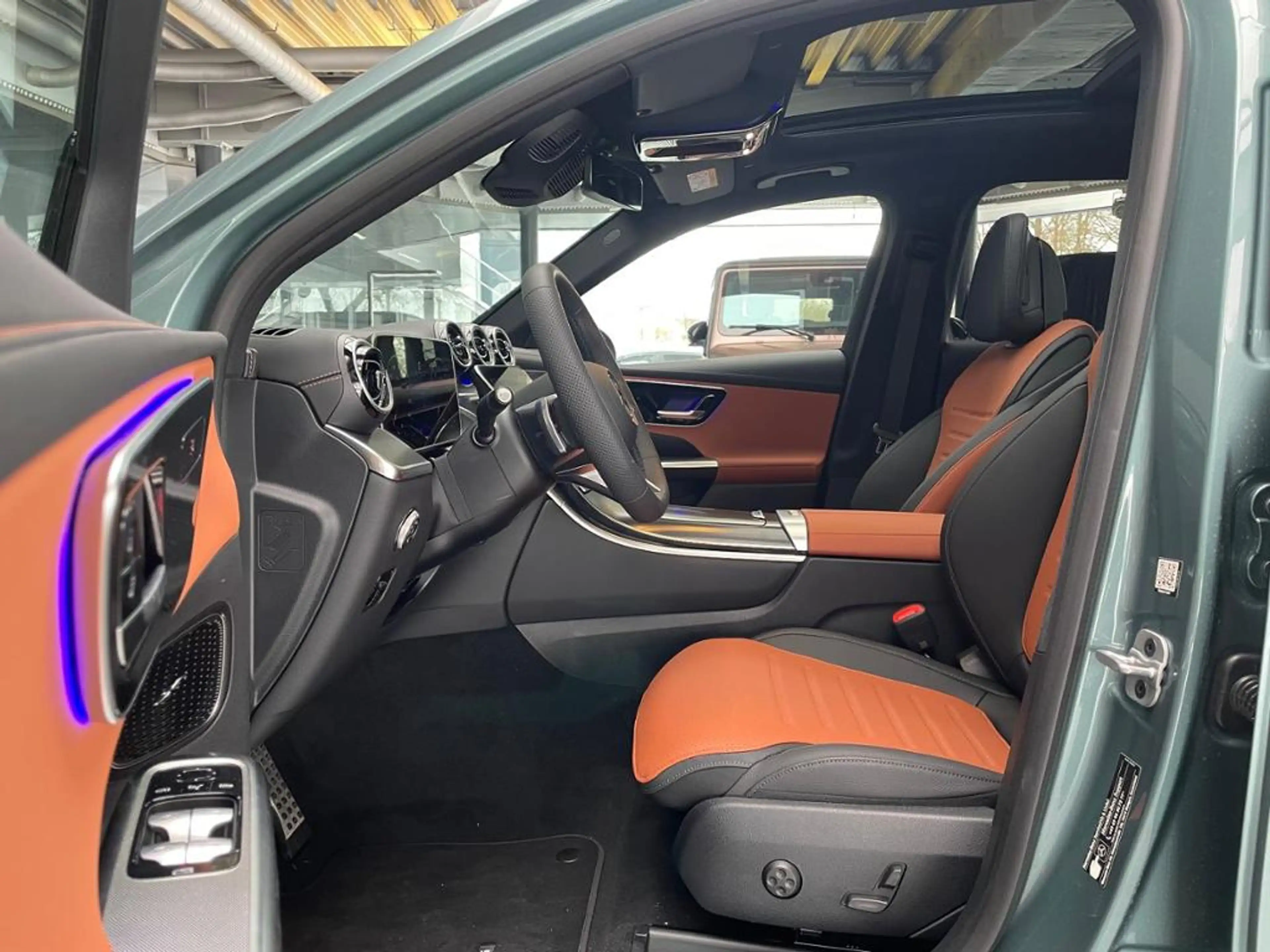 Mercedes-Benz GLC 450 d 4M AMG+PANO+20"+DIGITAL-LIGHT+360°+AUG — photo 4