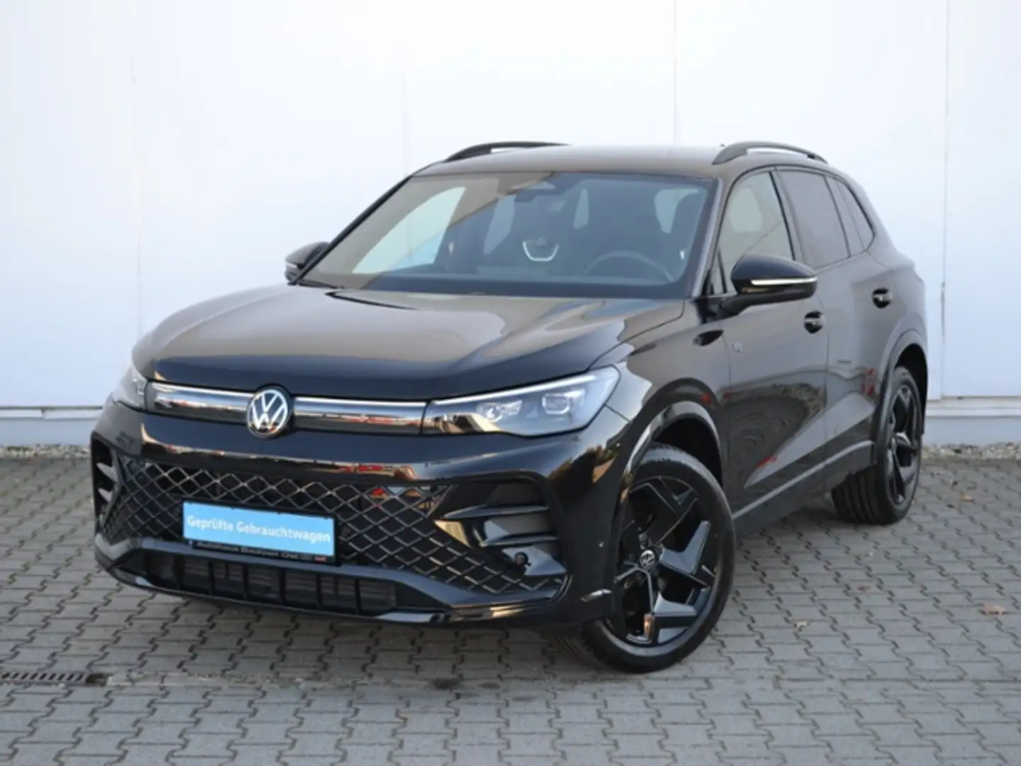 Volkswagen Tiguan 2.0 TDI DSG R-Line BLACK-STYLE/AHK/19-ZOLL/LED-PL Schwarz - 2