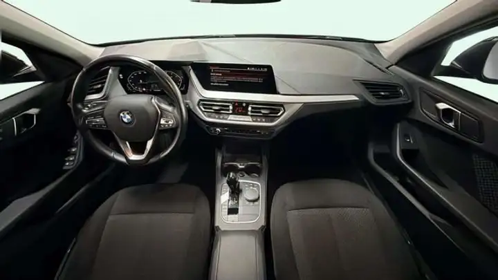 BMW Serie 1 2022, foto 7